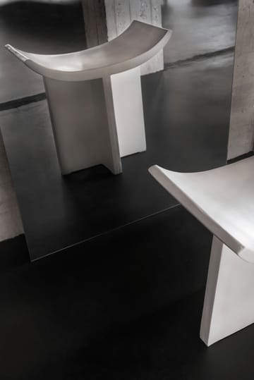 Σκαμπό Brutus 50x60 εκατοστά - Bone White - 101 Copenhagen