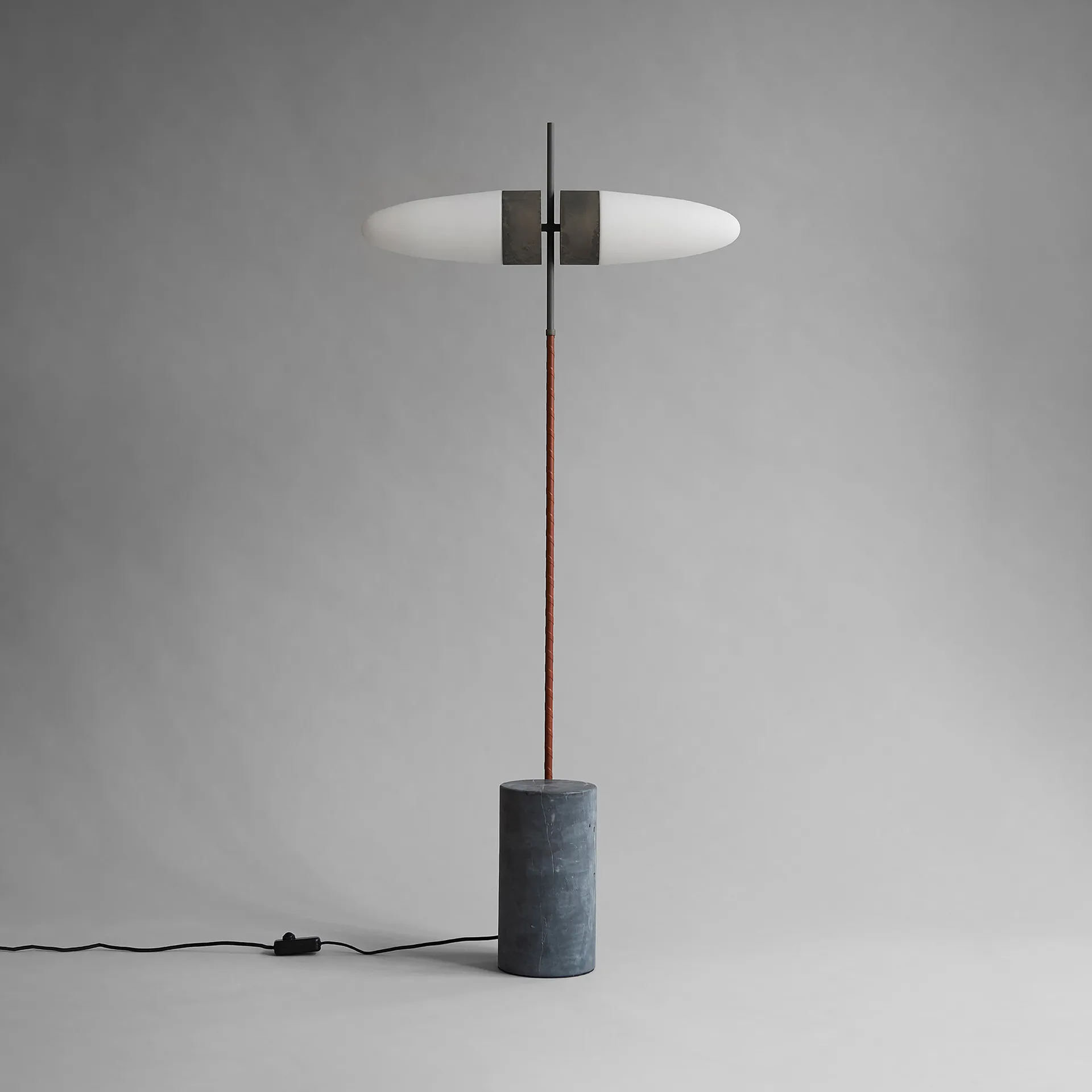 Φωτιστικό δαπέδου Bull 140 cm, Οξειδωμένο 101 Copenhagen