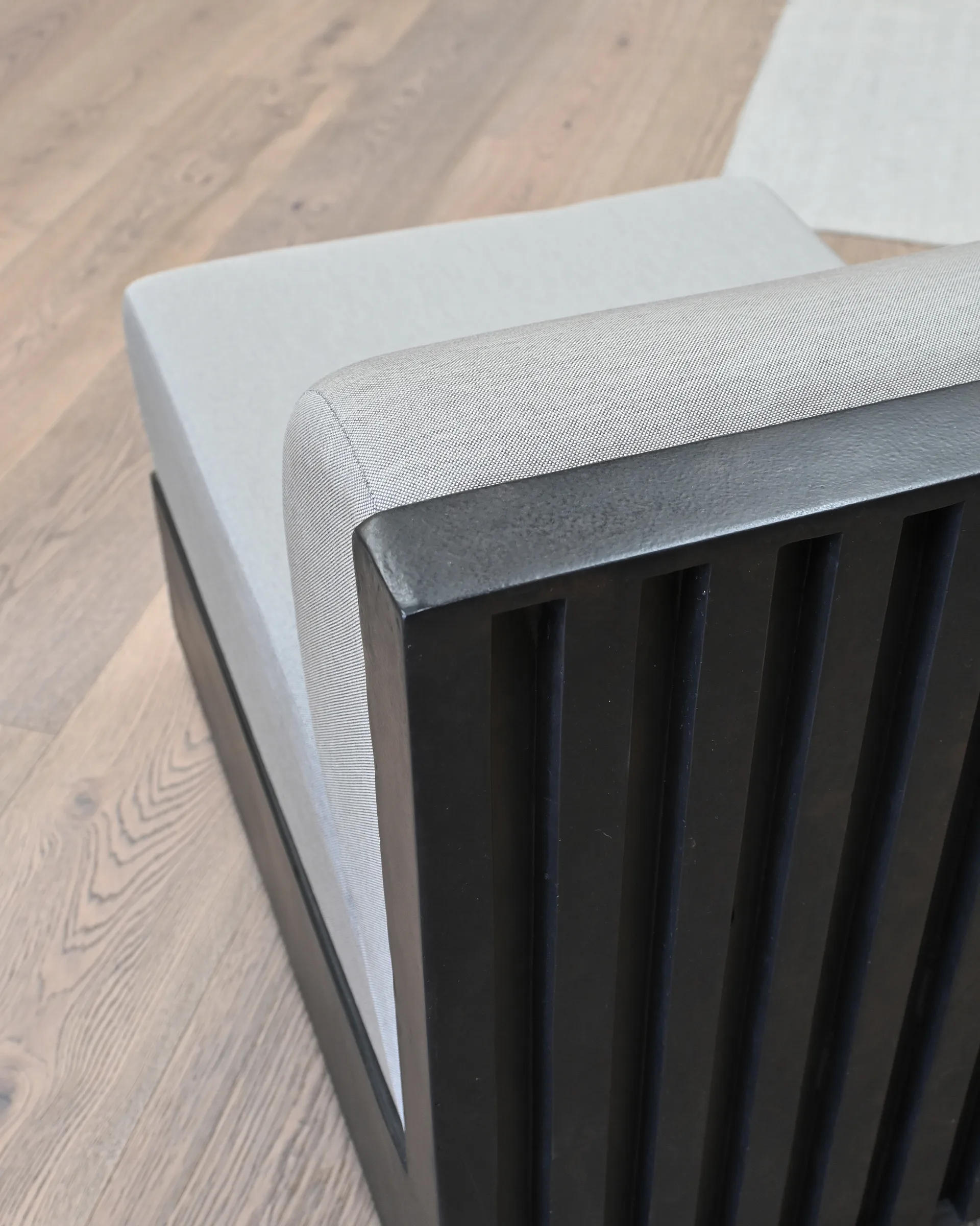 Πολυθρόνα Tribu Lounge Chair, Coffee 101 Copenhagen