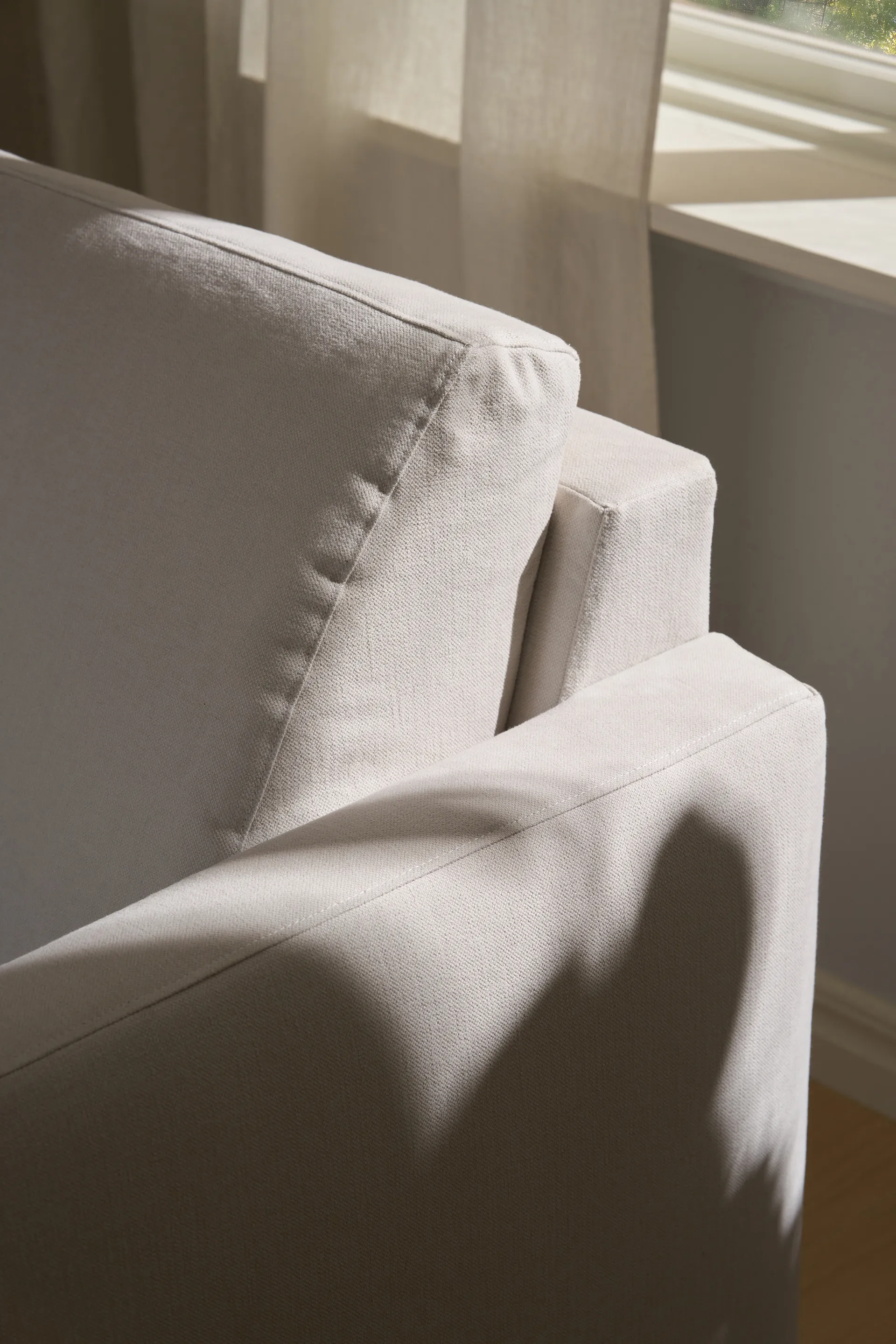 Binga 2,5-θέσιος καναπές-κρεβάτι, Oslo Nature 1540-σκουρόχρωμη βαμμένη τέφρα 1898