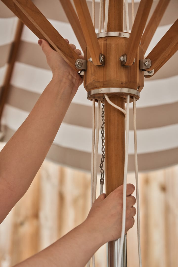 Ομπρέλα Hisshult Ø270 cm, Beige stripe-teak 1898