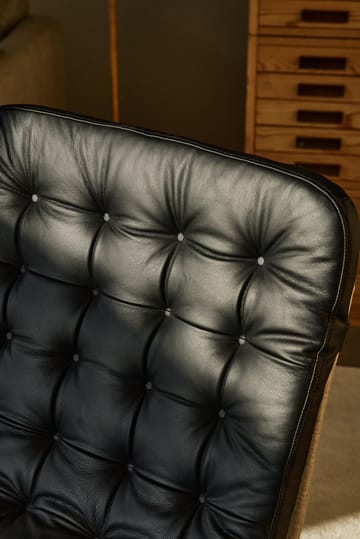 Πολυθρόνα Loholm με λειτουργία περιστροφής - Bern 0341 black leather – λευκώς λαδωμένη δρυς - 1898