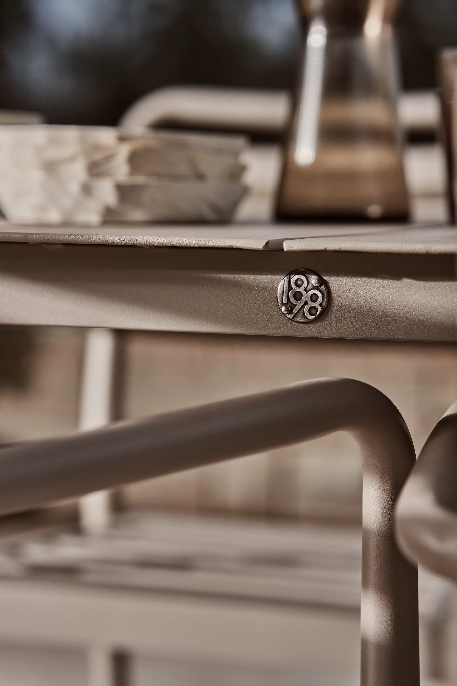 Marsala τραπεζαρία, Taupe, 152x90 εκ. 1898