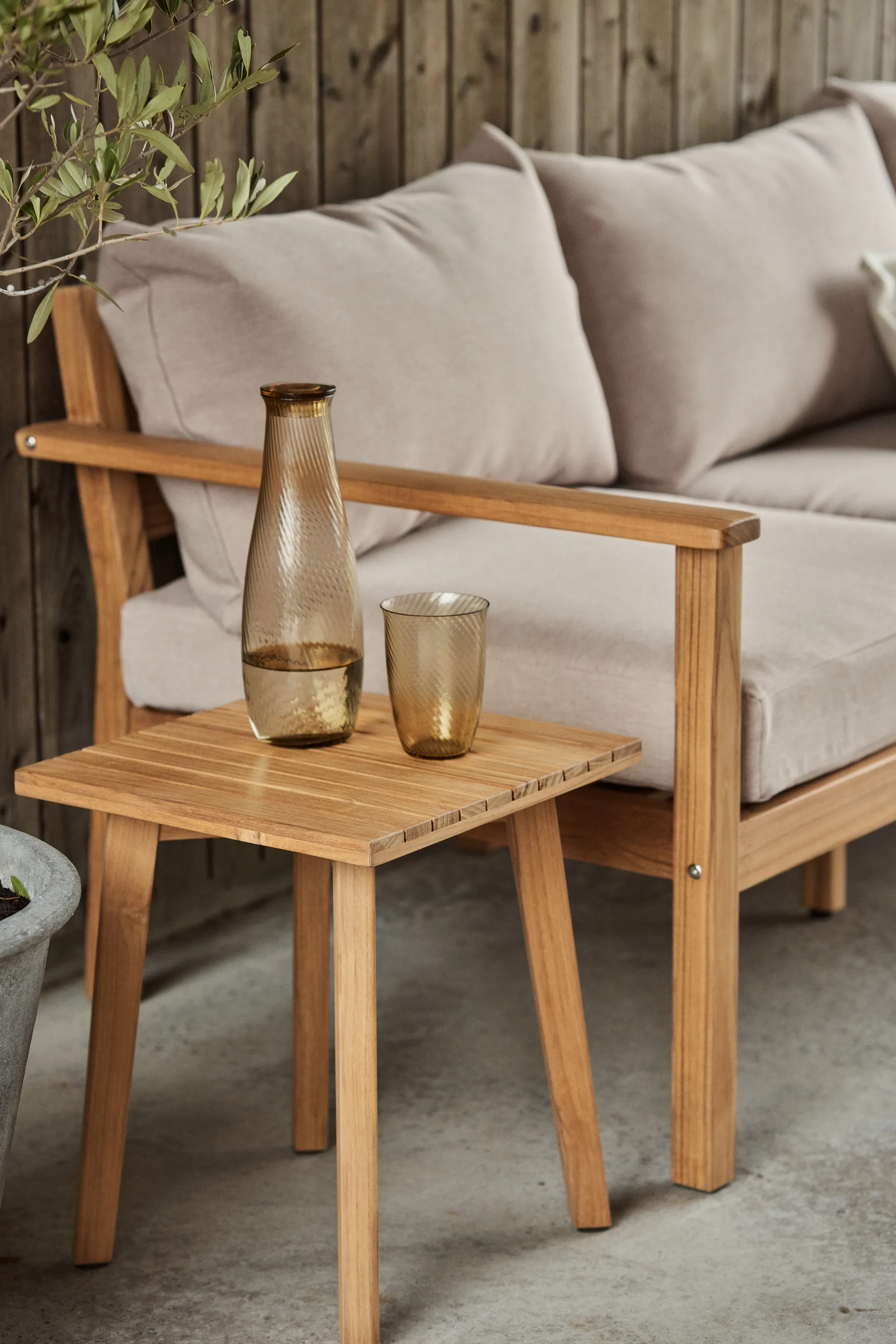 Sköndal πλαϊνό τραπέζι teak, 35x35x40 εκ. 1898