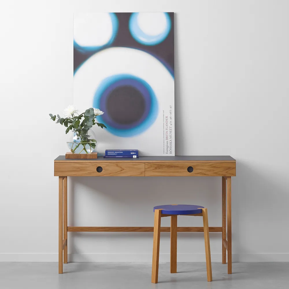 Γραφείο Mind desk, Μαύρος μουσαμάς, συρτάρια και πόδια από λαδωμένη λευκή δρυ A2