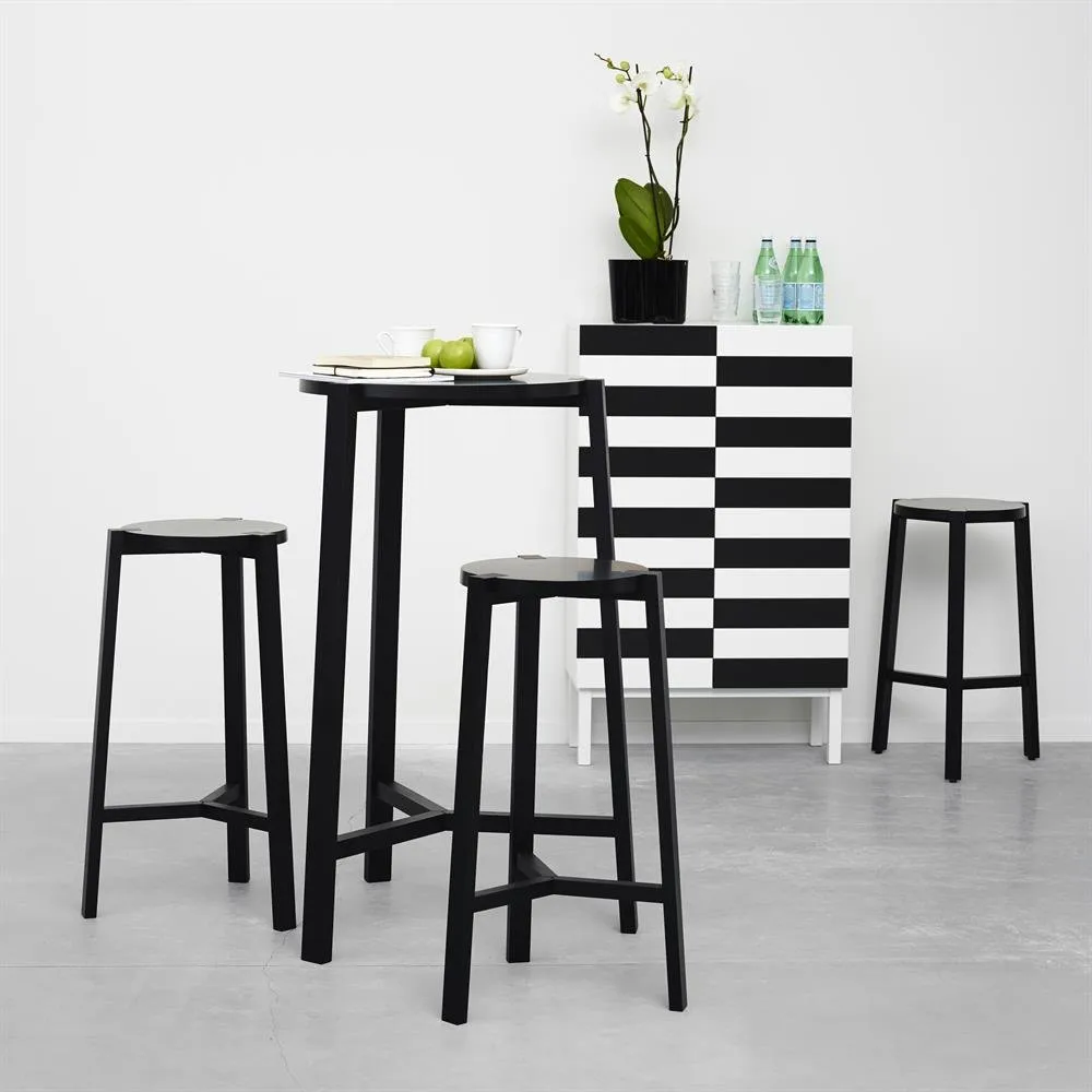 Ντουλάπι No 24, Μαύρο και λευκό A2