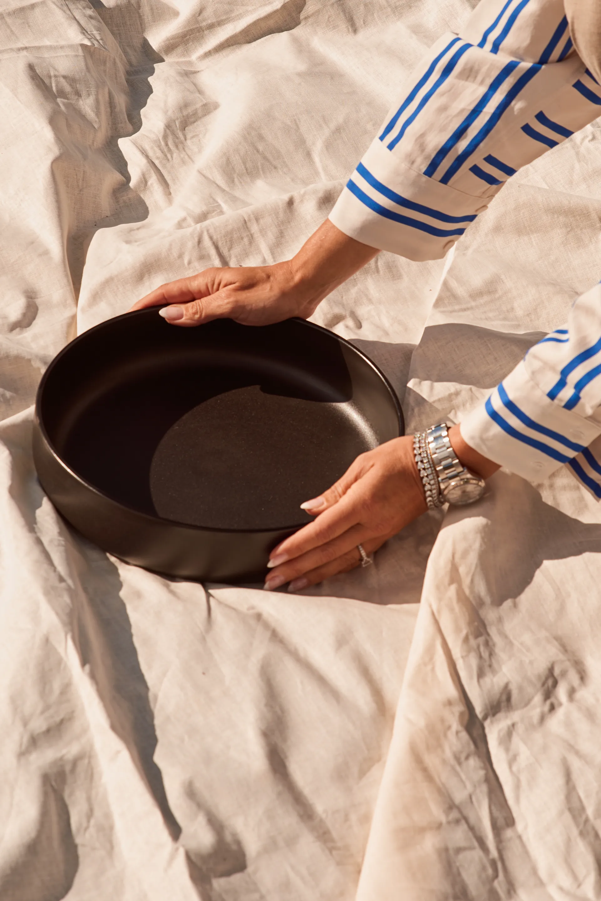 Raw μπολ σερβιρίσματος Ø30cm, Titanium Black Aida