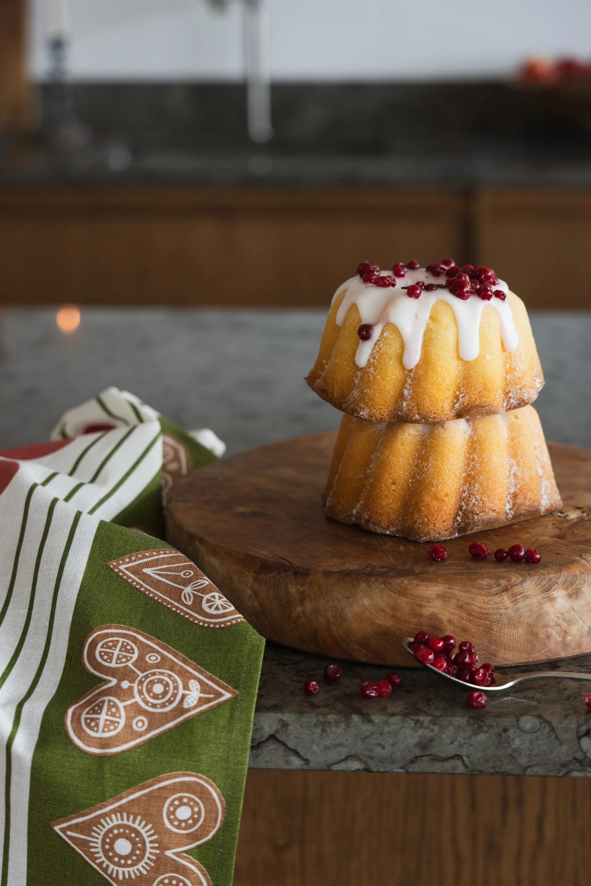 Frukt och kaka πετσέτα κουζίνας 47x70 εκ., Κόκκινο-πράσινο Almedahls