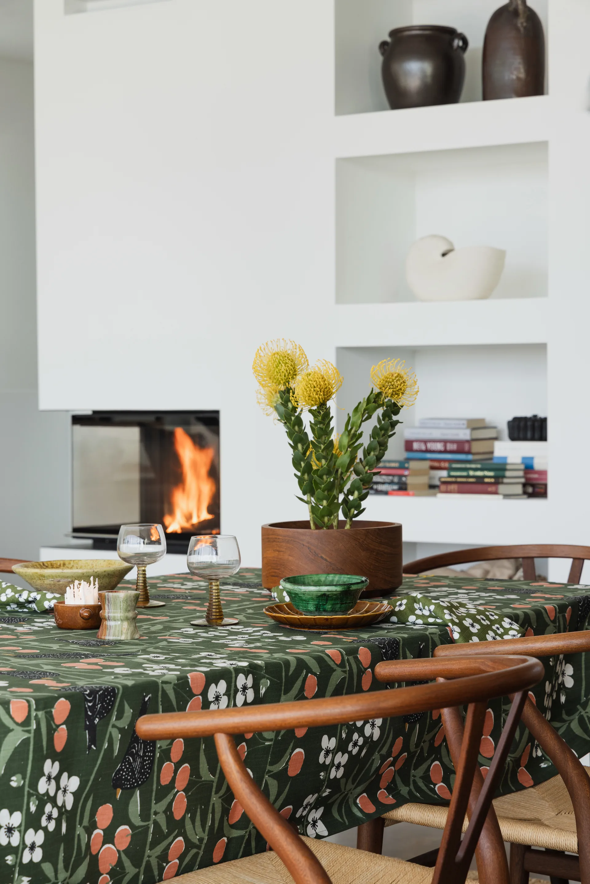 Körsbärsträdgården τραπεζομάντηλο, Σκούρο πράσινο, 145x250 cm Almedahls