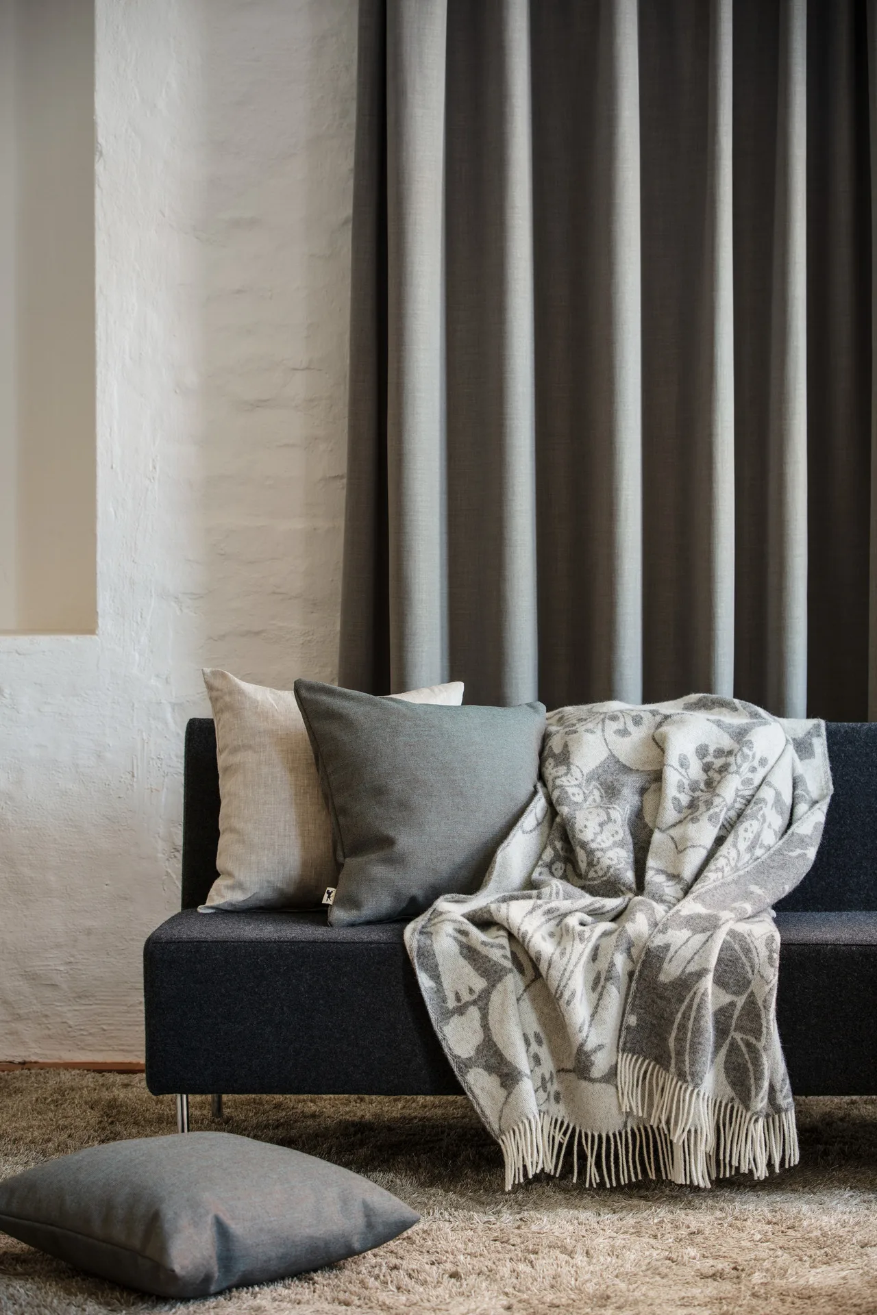 Κουβέρτα Skogen 130x170 εκ, Grey-off white Almedahls