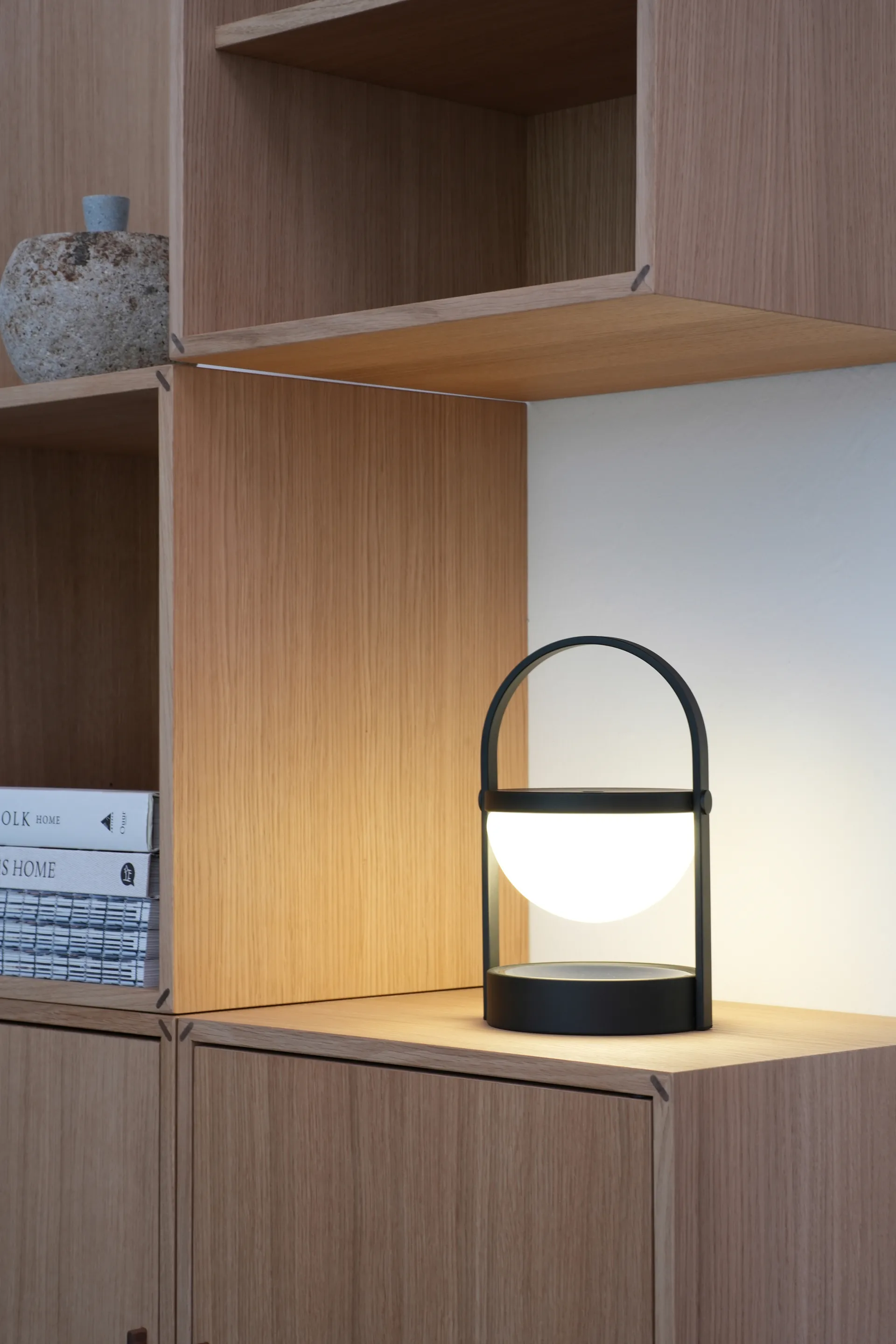 A-Flash φορητή επιτραπέζια λάμπα 22 cm, Μαύρο Andersen Furniture