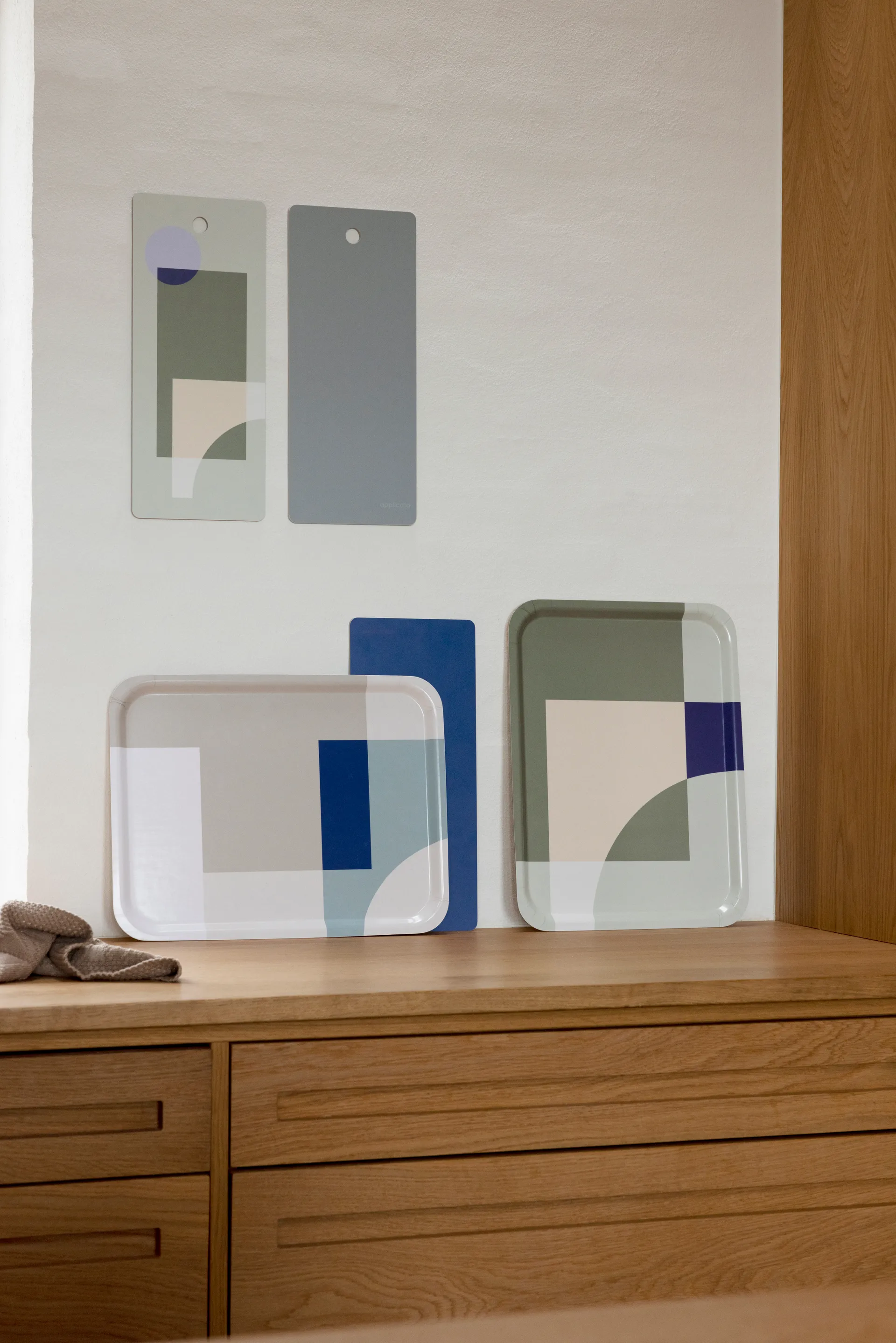 Δίσκος A tribute to colour, Minerals - 34x24 cm Applicata