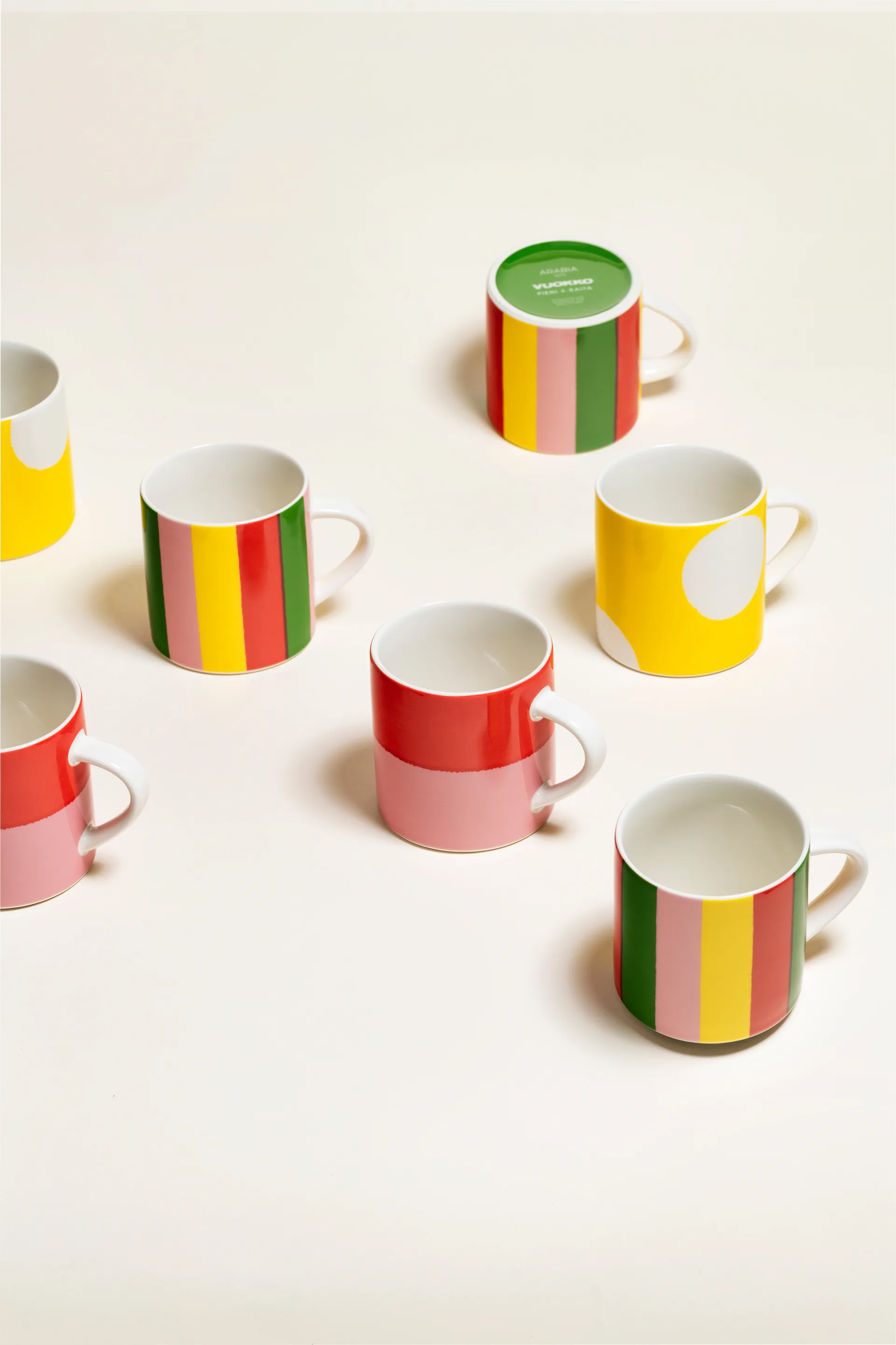 Vuokko κούπα 35 cl, Pieni 4-raita Arabia