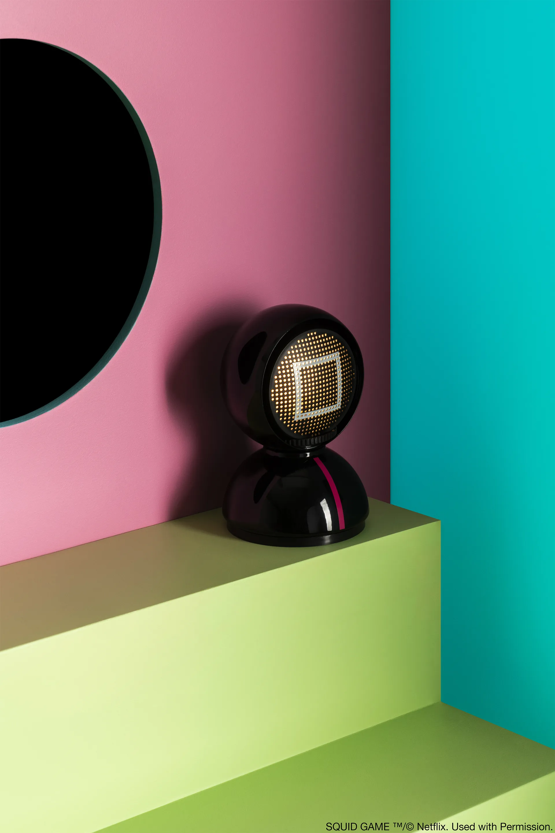 Eclisse x Squid Game φωτιστικό τραπεζιού Special Edition, Guard black Artemide