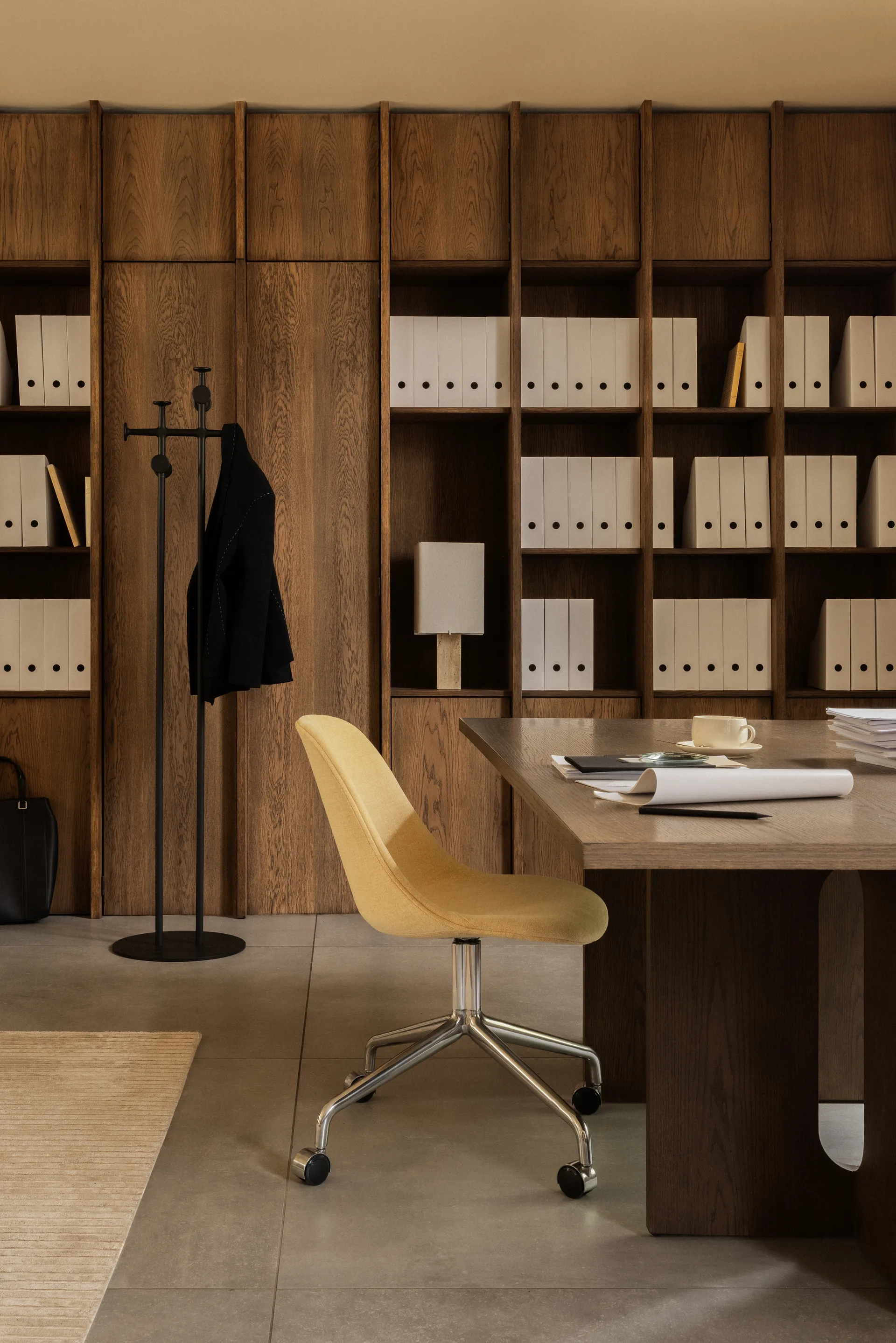 Afteroom κρεμάστρα δαπέδου, Μαύρο  Audo Copenhagen