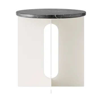 Τραπεζάκι Androgyne - Nero Marquina μάρμαρο-ivory ατσάλι, Ø42 εκ. - Audo Copenhagen