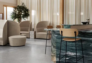 Co Bar Chair καρέκλα μπαρ - Μαύρη δρυς-χρωμιωμένος χάλυβας, 65 εκ. - Audo Copenhagen