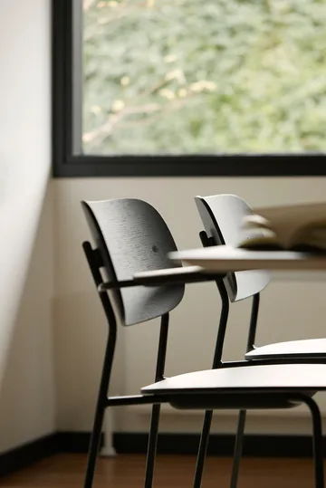 Co dining καρέκλα με μαύρα πόδια - Μαύρη δρυς - Audo Copenhagen