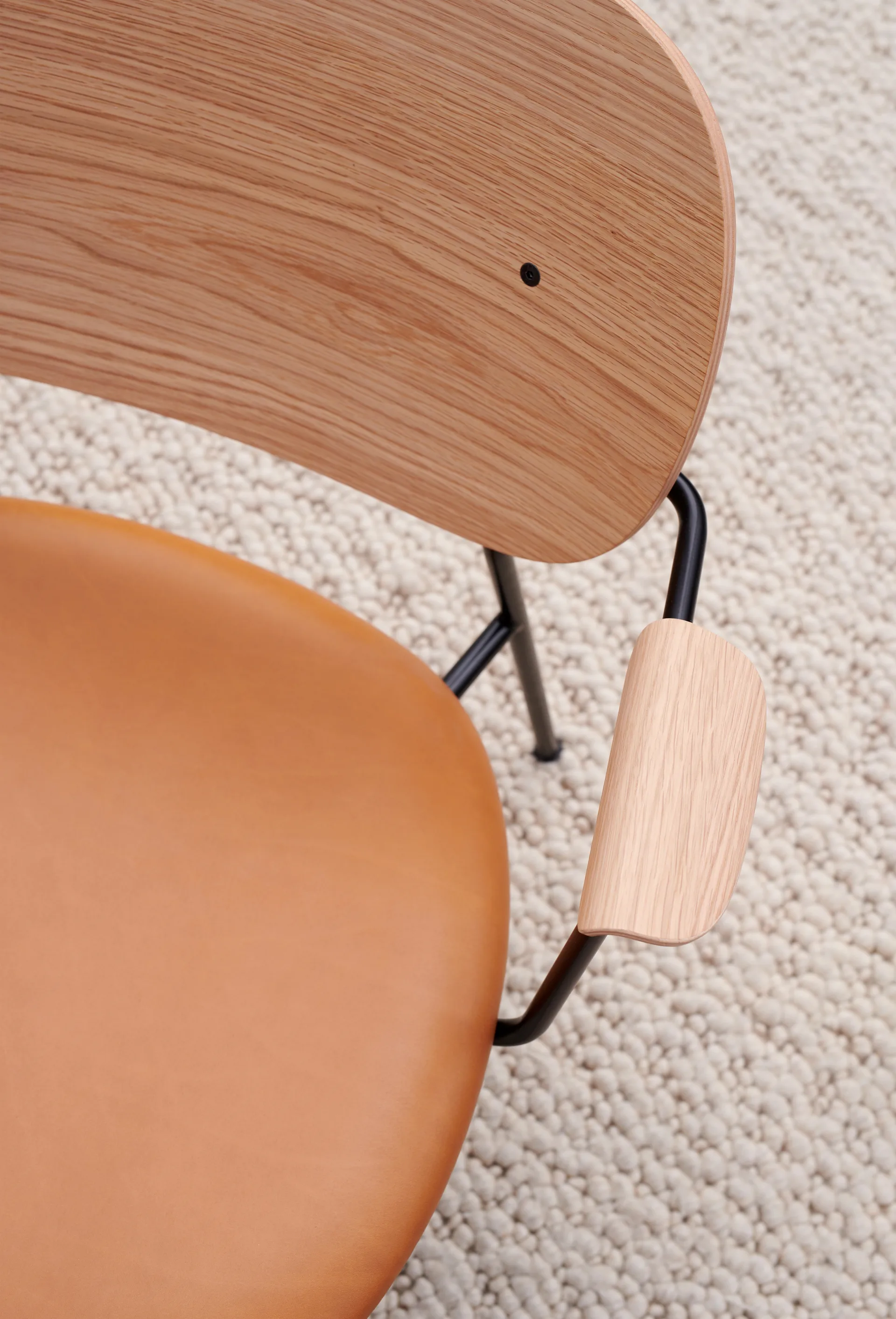 Πολυθρόνα Co, Βελανιδιά Audo Copenhagen