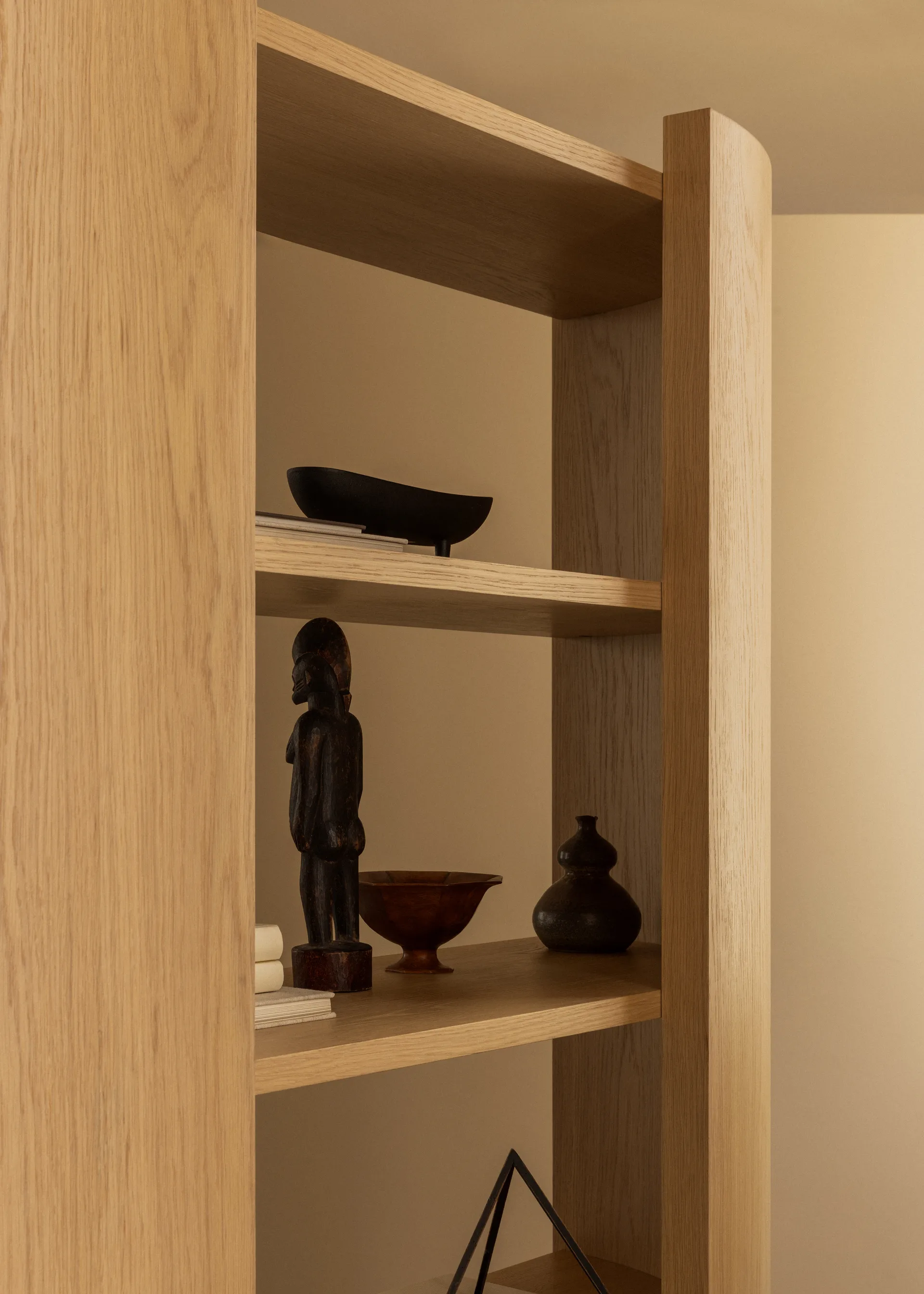 Crescent ράφι, Ακατέργαστος δρυς, 150x173 εκ.  Audo Copenhagen