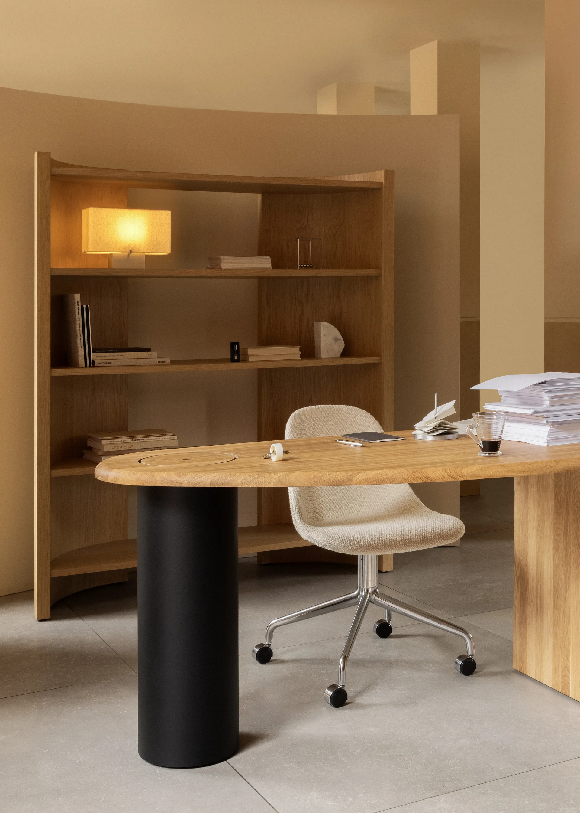 Crescent ράφι, Ακατέργαστος δρυς, 150x173 εκ.  Audo Copenhagen