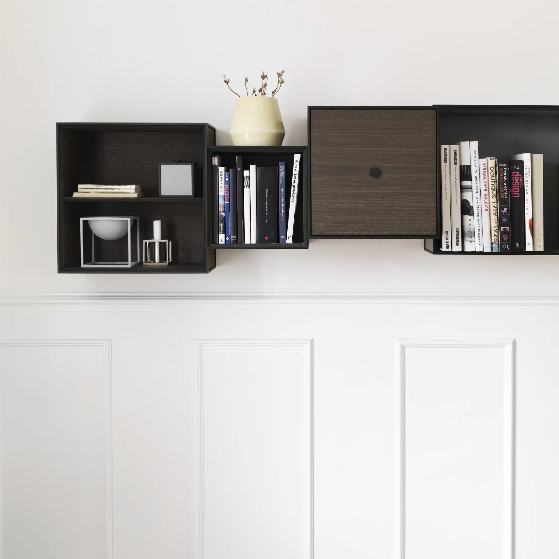 Frame 35 κύβος χωρίς πόρτα , καπνισμένη δρυς Audo Copenhagen