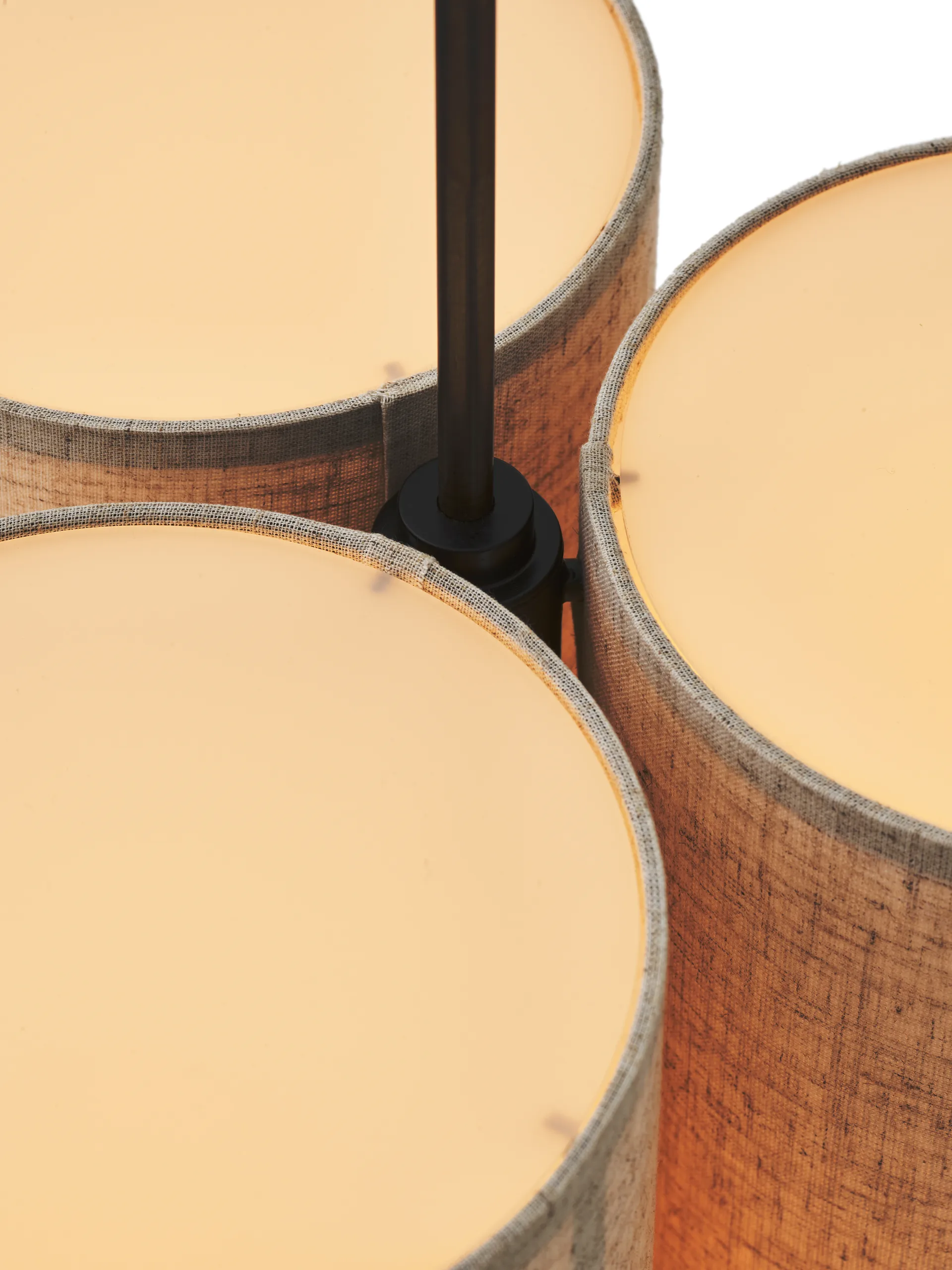 Hashira Cluster κρεμαστό φωτιστικό raw, 45 cm Audo Copenhagen