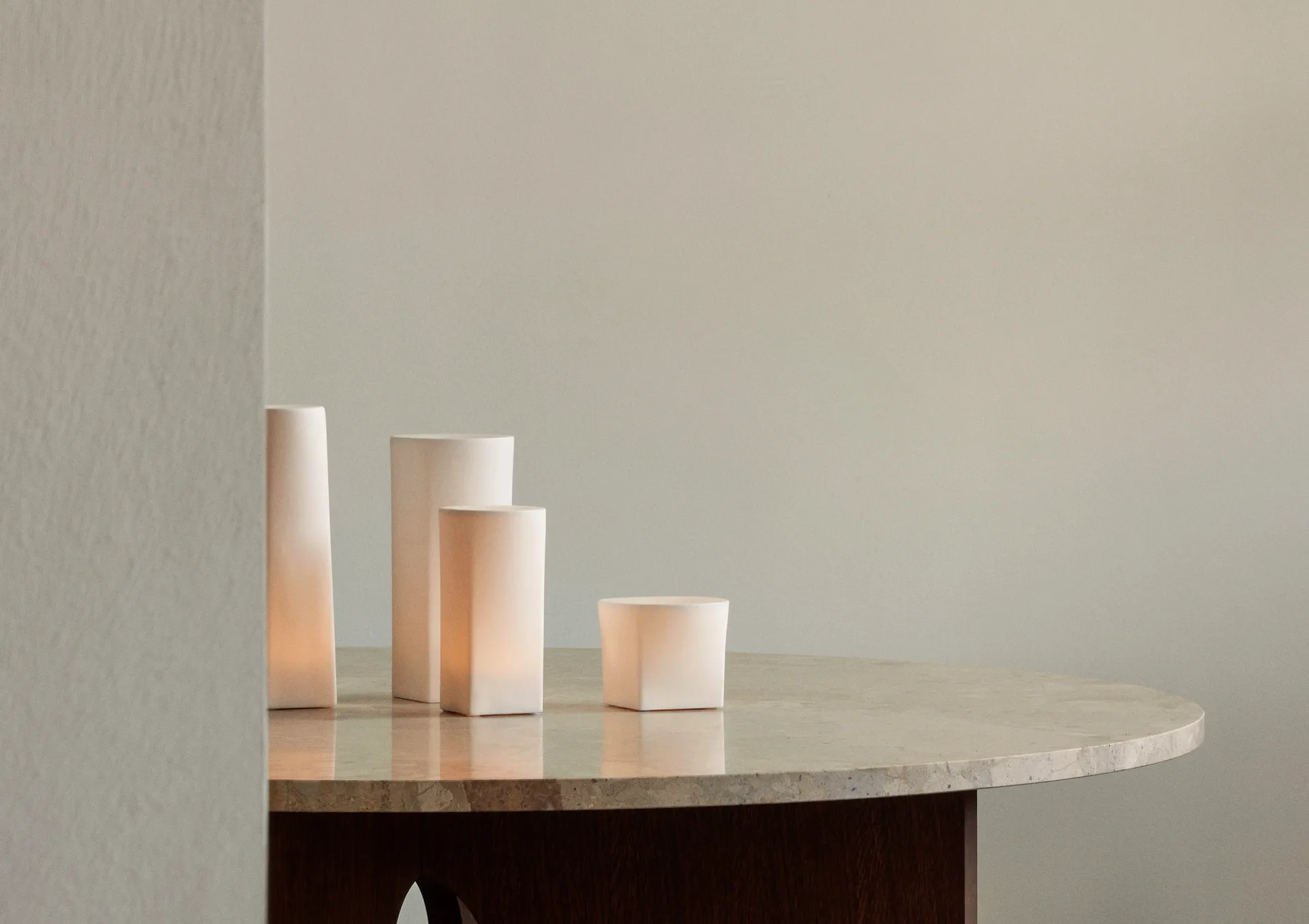 Φωτιζόμενο κερί Ignus LED 8 εκατοστών, ιβουάρ Audo Copenhagen