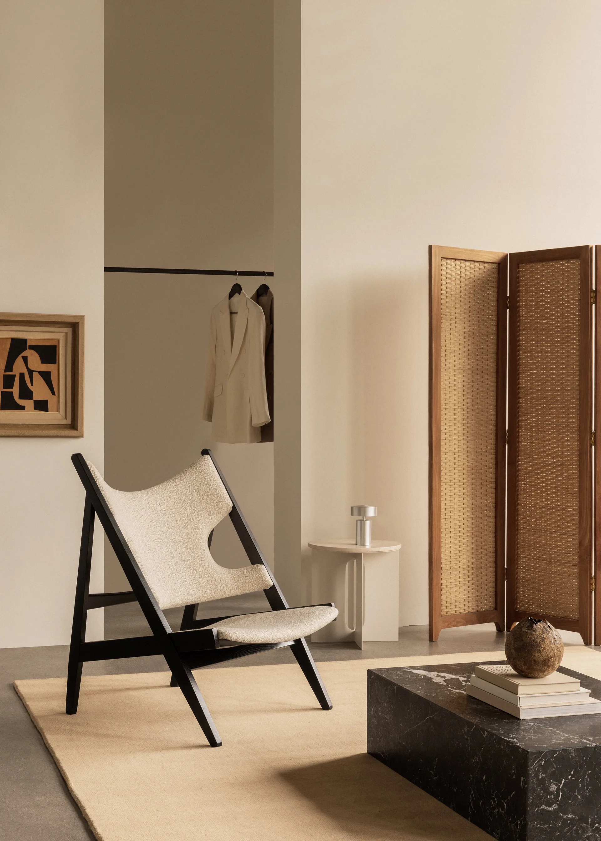 Knitting πολυθρόνα σαλονιού, Barnum Bouclé 24-μαύρη βελανιδιά Audo Copenhagen