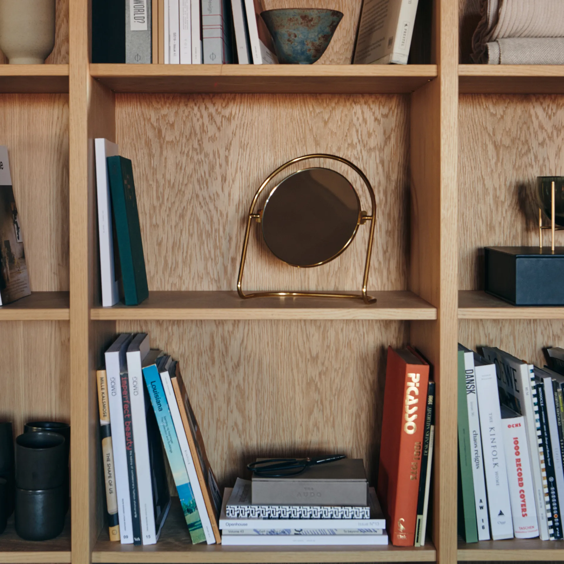 Nimbus επιτραπέζιος καθρέφτης 25 cm, Γυαλισμένος ορείχαλκος Audo Copenhagen