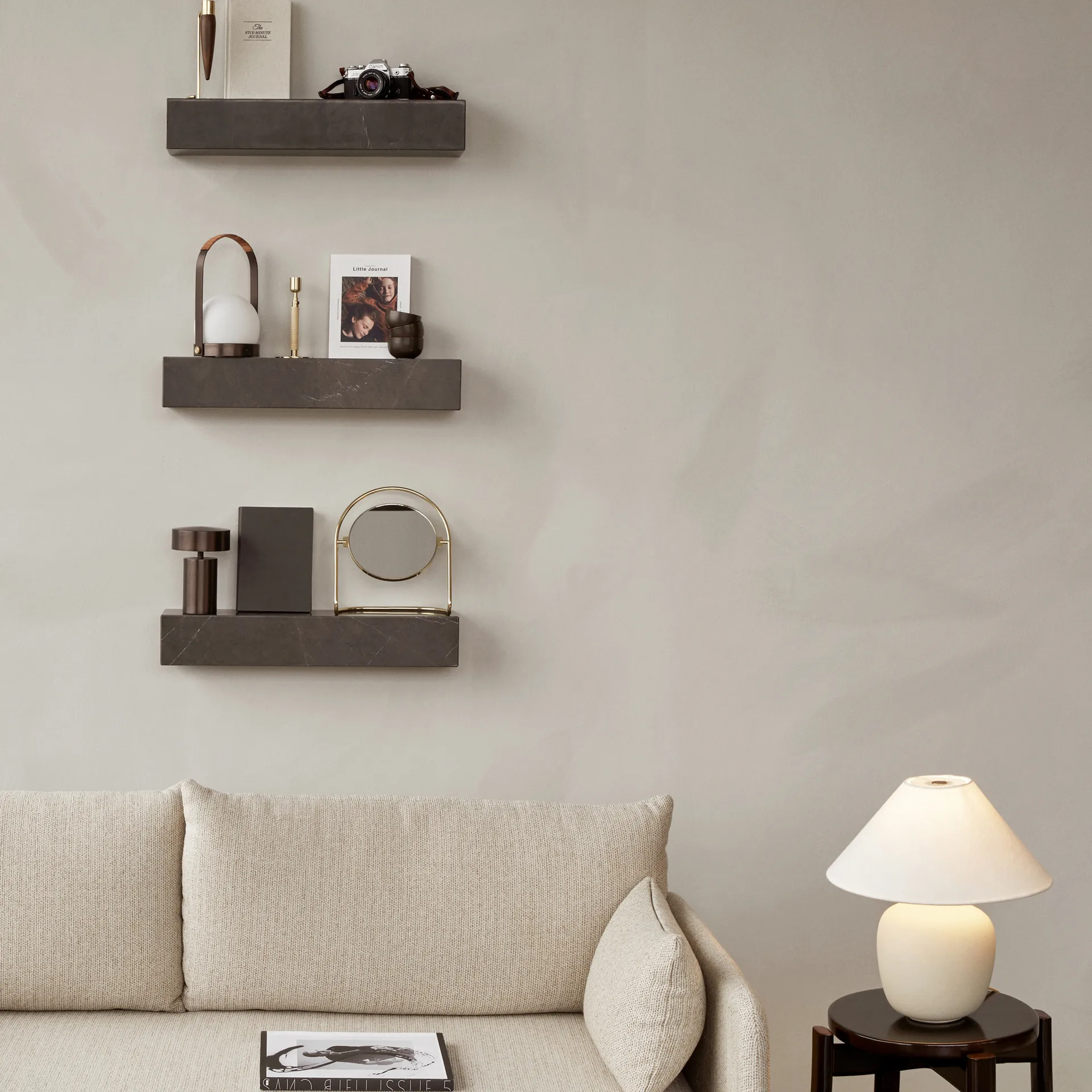 Nimbus επιτραπέζιος καθρέφτης 25 cm, Γυαλισμένος ορείχαλκος Audo Copenhagen