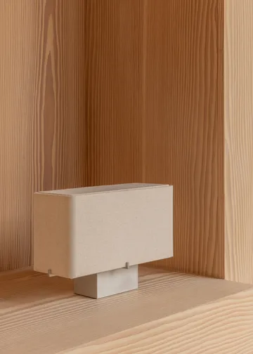 Nonna επιτραπέζιο φωτιστικό 24 εκ. - Βουρτσισμένο αλουμίνιο-sand - Audo Copenhagen