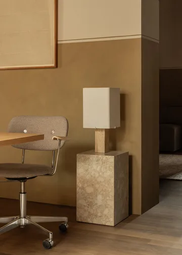 Nonna επιτραπέζιο φωτιστικό 49 εκ. - Travertine-sand - Audo Copenhagen