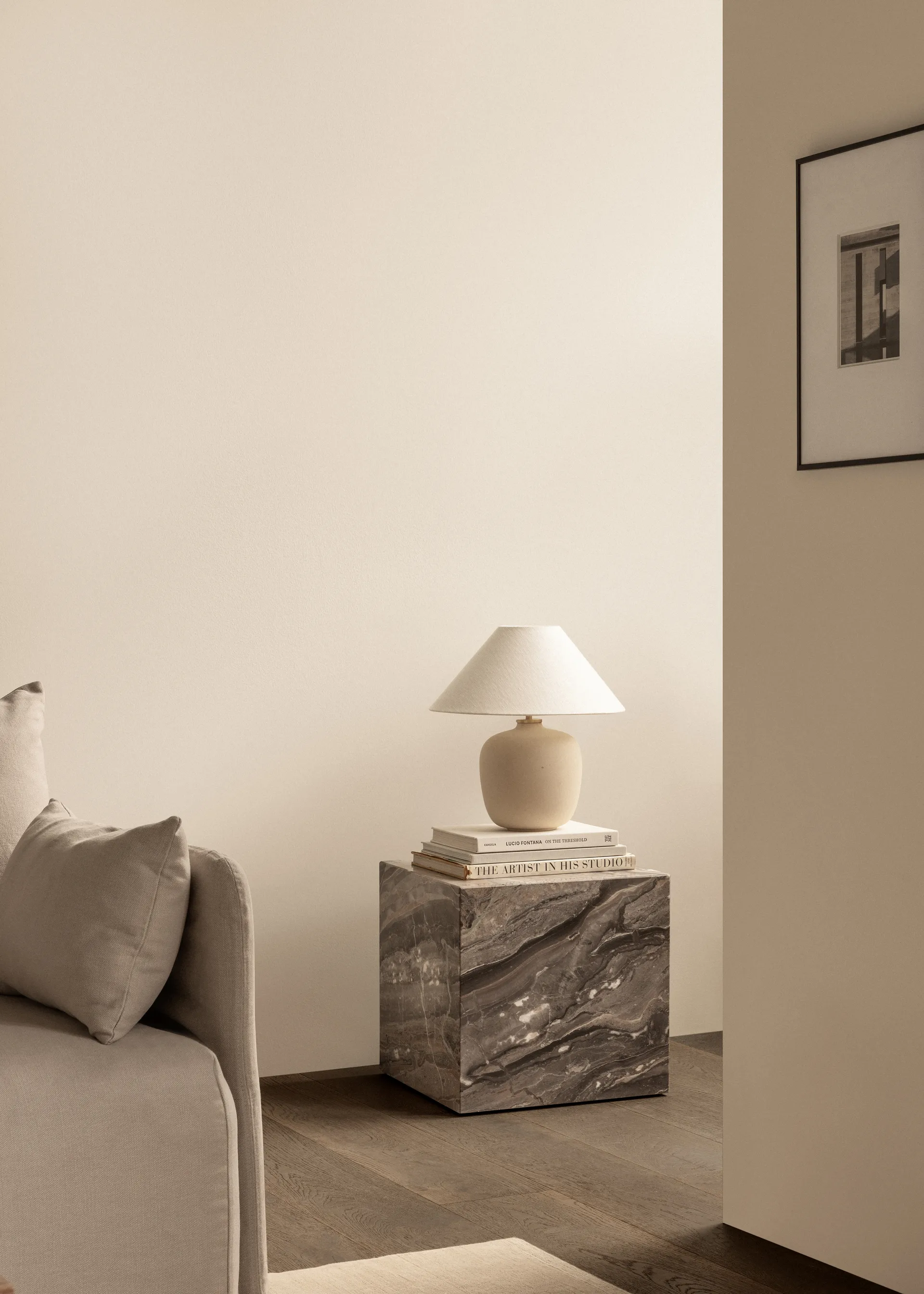 Τραπεζάκι σαλονιού Plinth, Grey galaxy, cube Audo Copenhagen