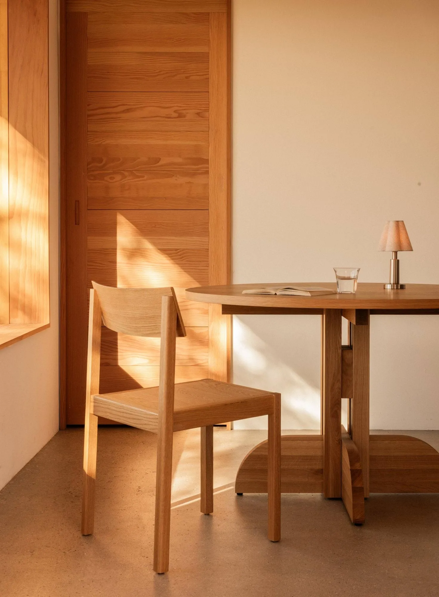 Puffin Dining Table τραπέζι φαγητού oak solid natural, Φυσική δρυς, Ø140 εκ. Audo Copenhagen