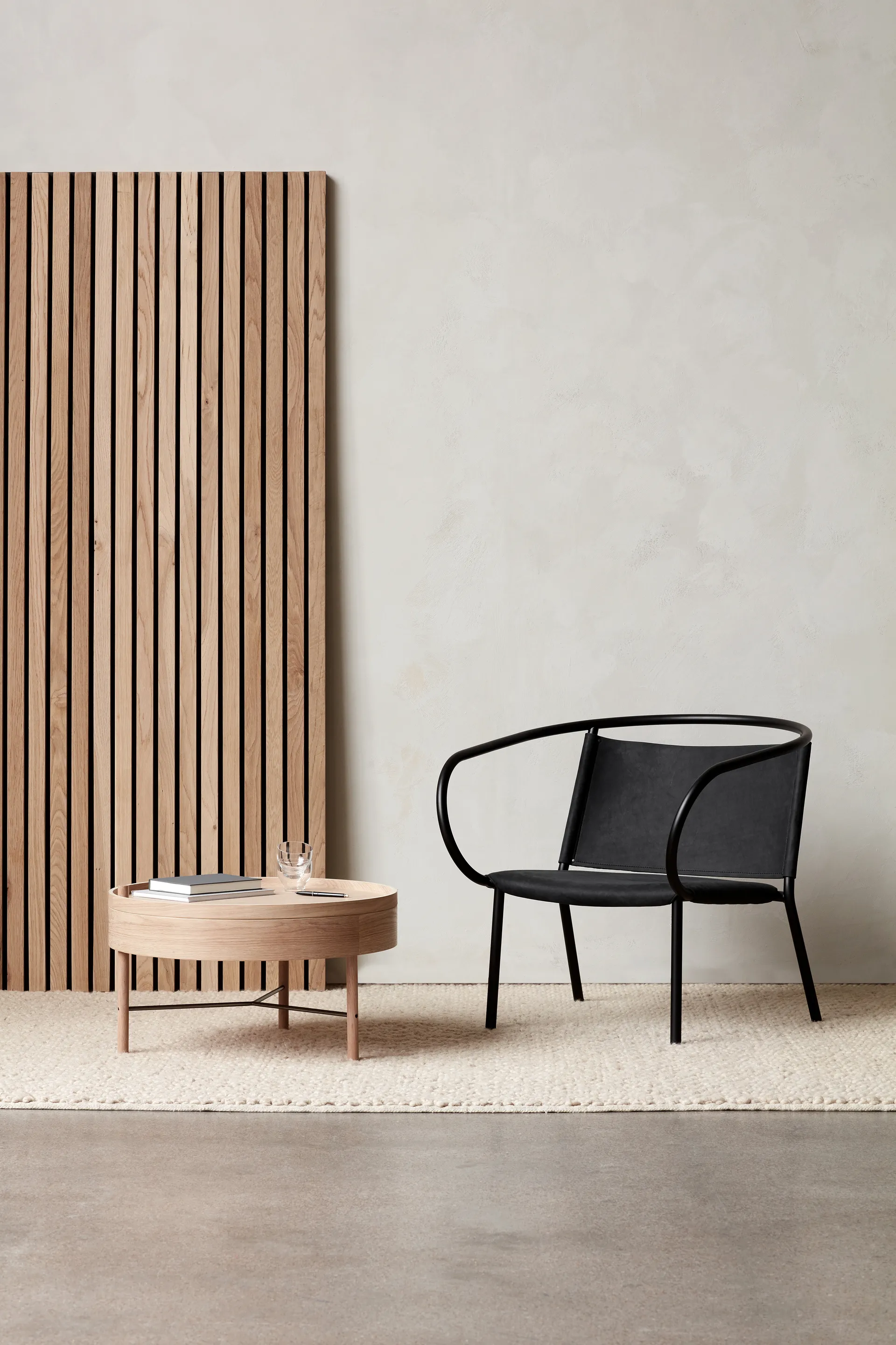 Turning table, φυσική δρυς-χρώμιο Audo Copenhagen