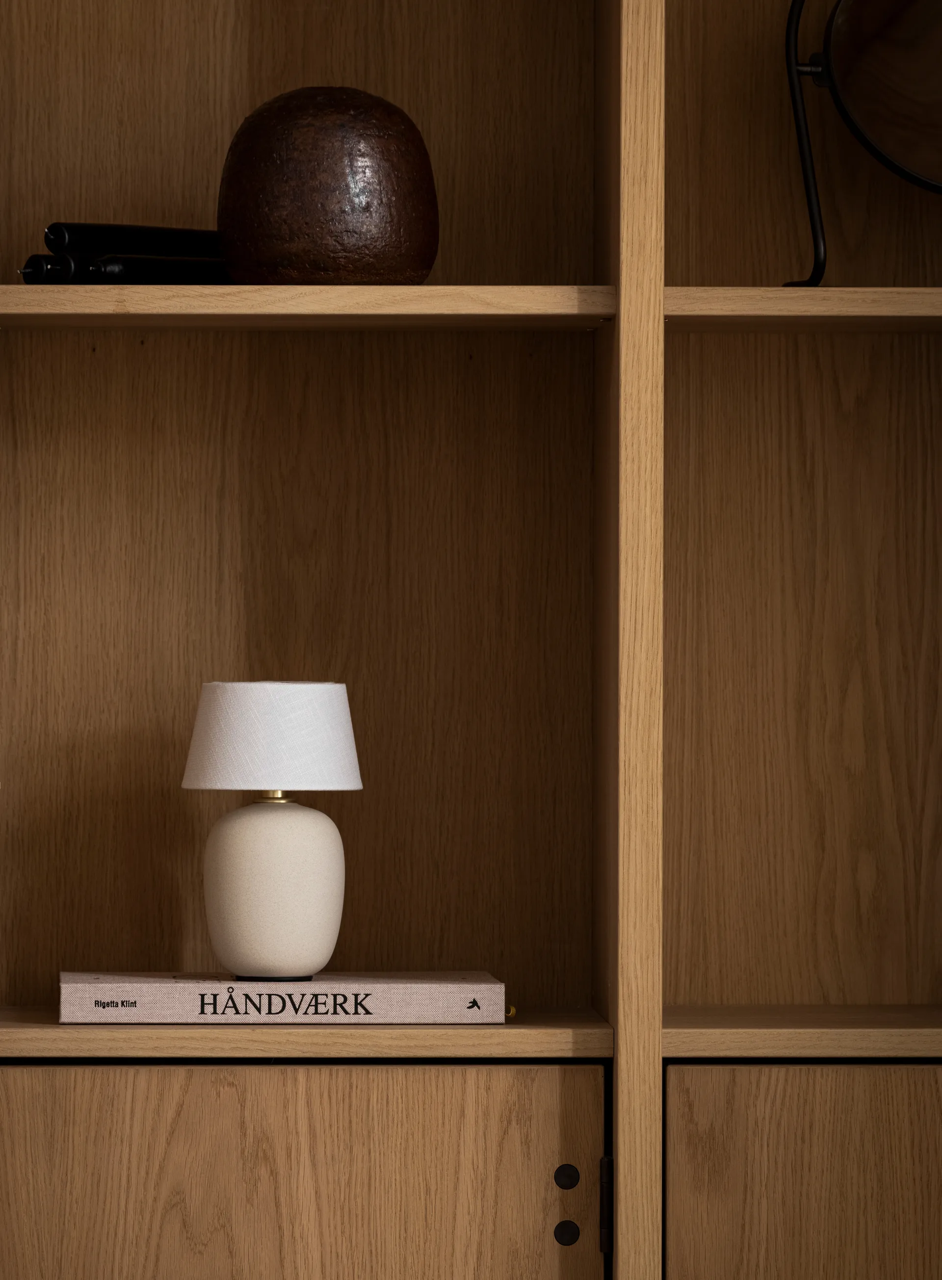 Vincent επιτραπέζιο φωτιστικό φορητό, Άμμος Audo Copenhagen