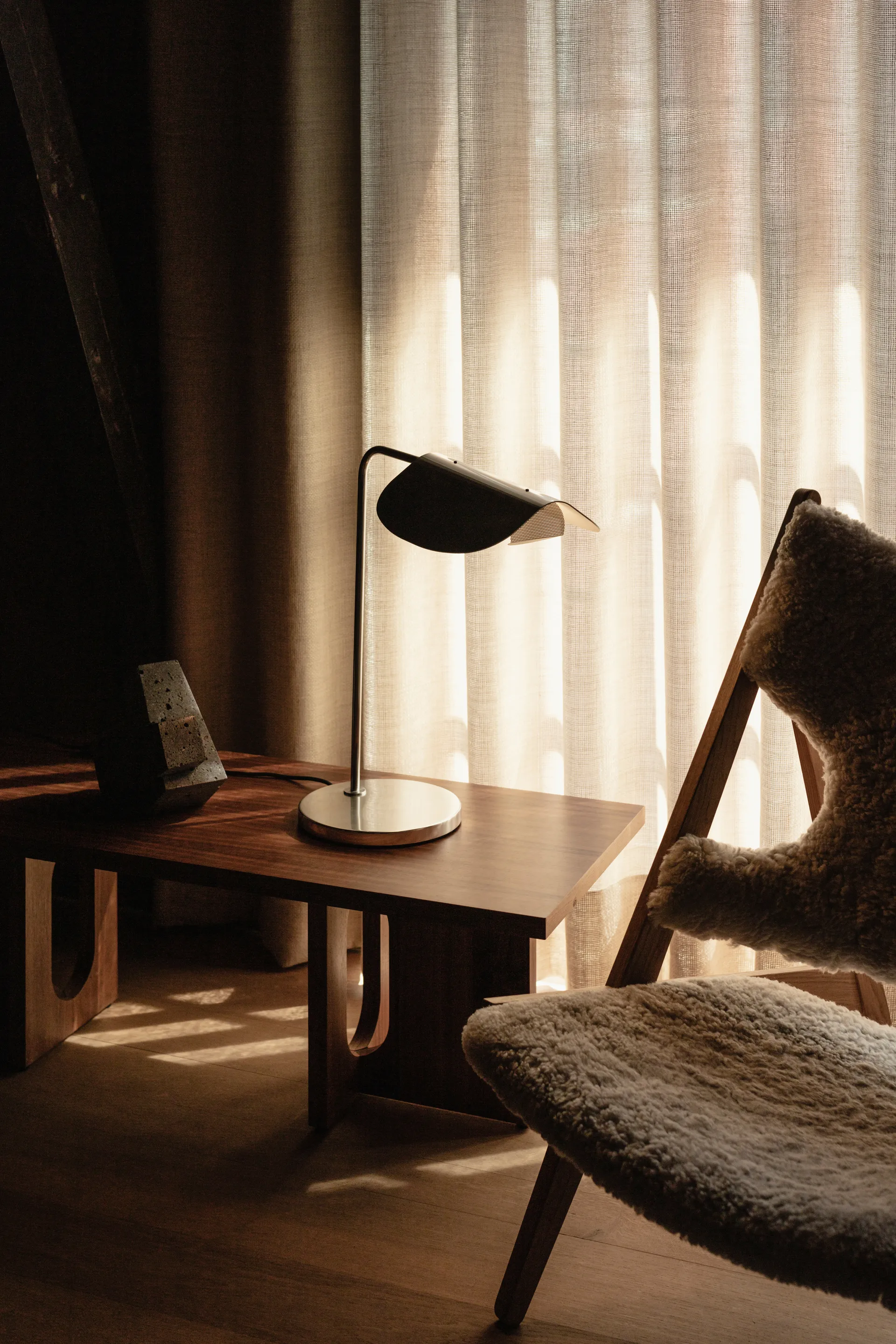 Φωτιστικό τραπεζιού Wing 56 εκατοστά, Αλουμίνιο Audo Copenhagen