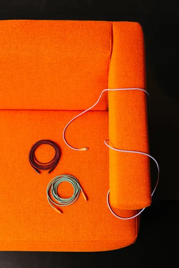 AVOLT x Bauhaus-Archiv Cable 1 USB C σε USB C - Mulberry Red - Avolt