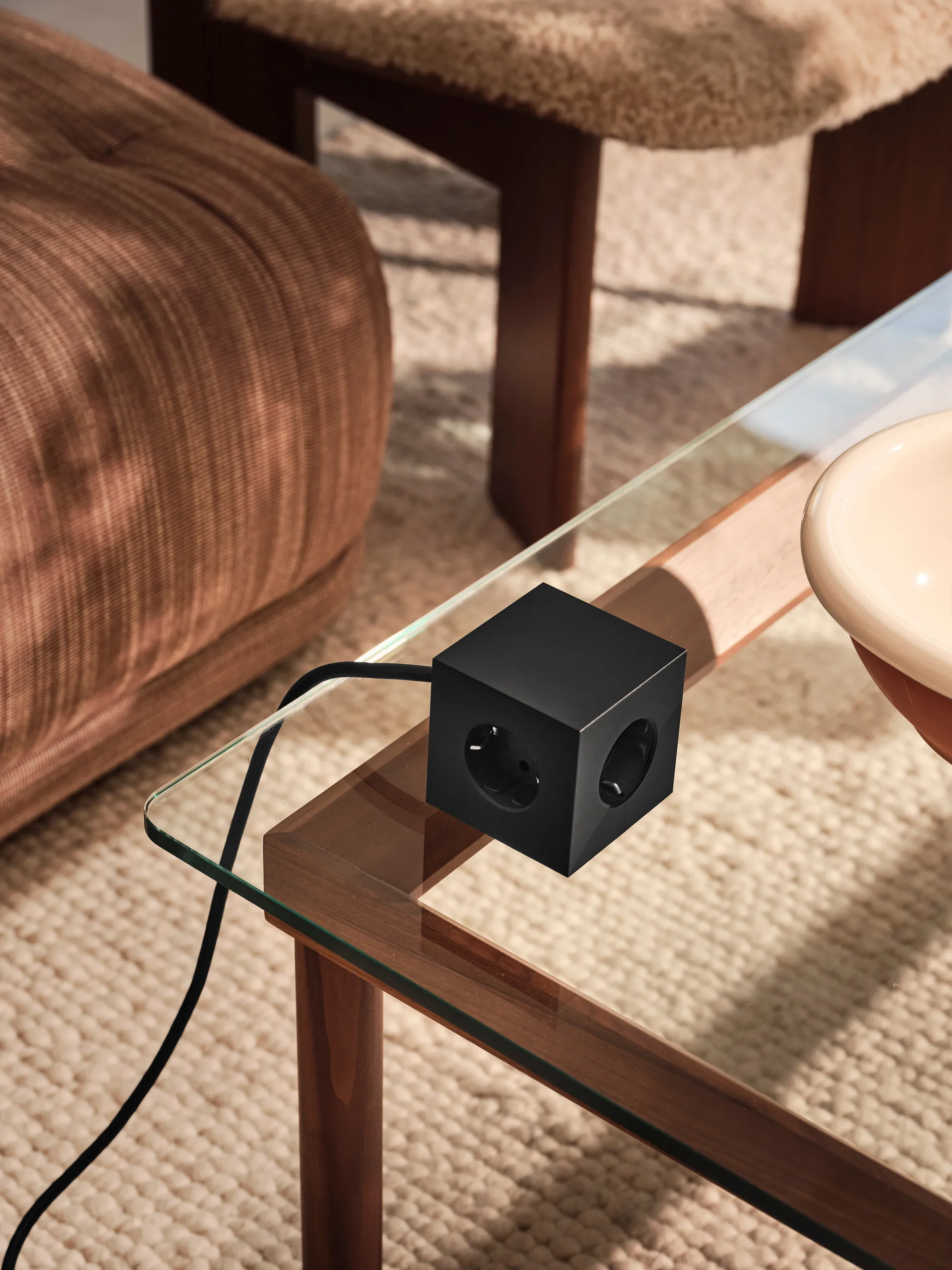 Square 1 πολύπριζο USB-C 30W 3 μ, Stockholm Black Avolt