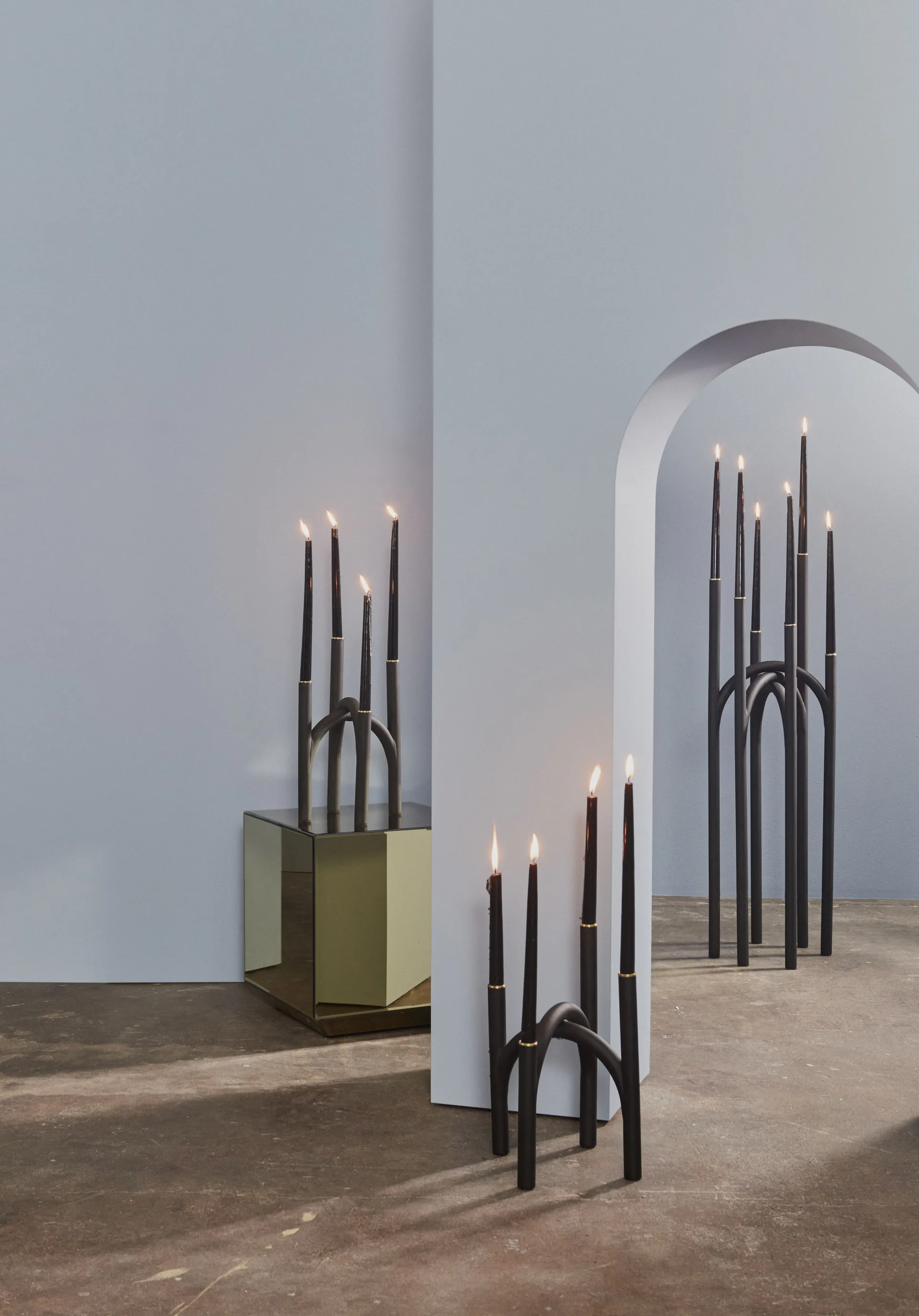 Angui κηροπήγιο 34 cm, Μαύρο-χρυσαφί AYTM