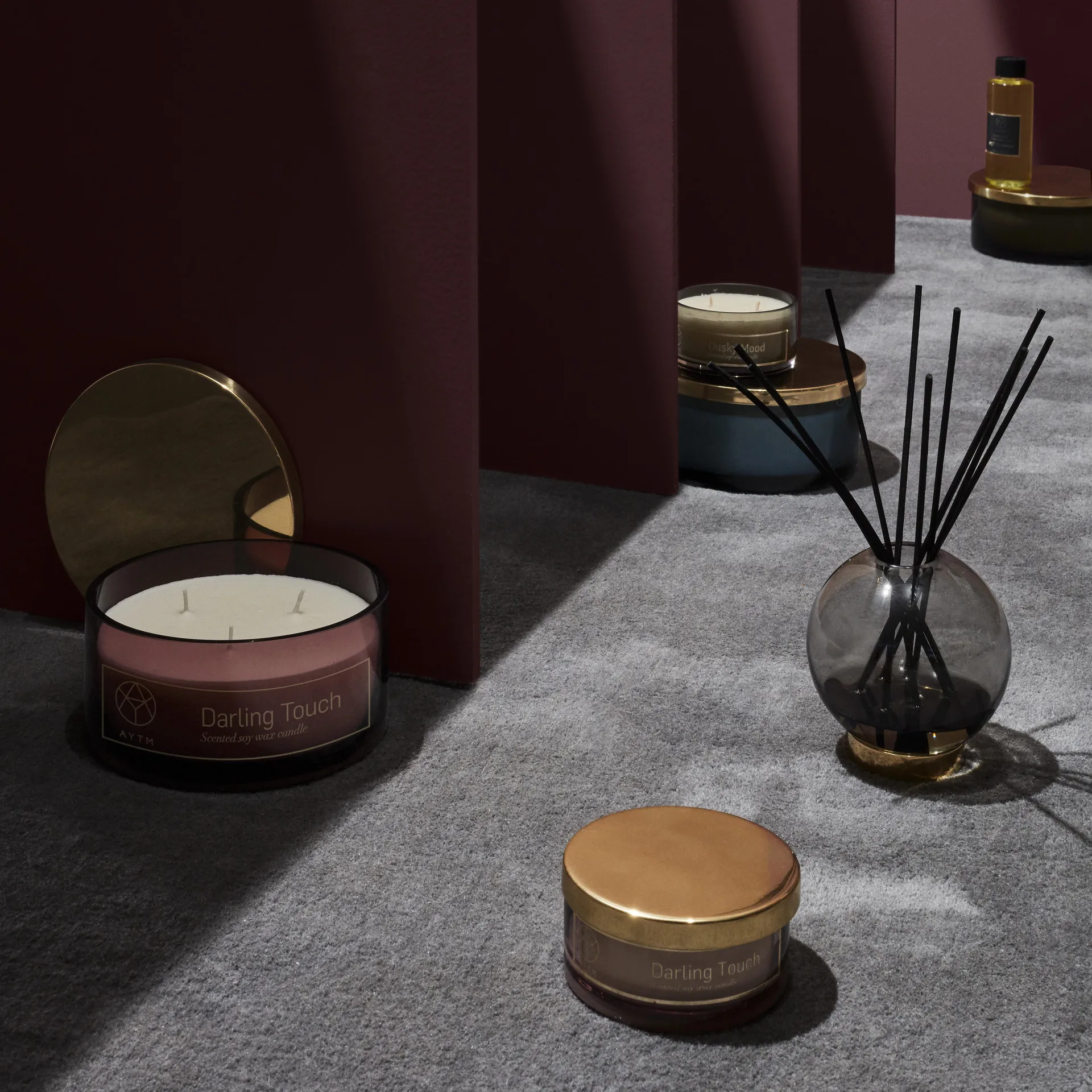 Globe βάζο μικρό, μαύρο-ορείχαλκος AYTM