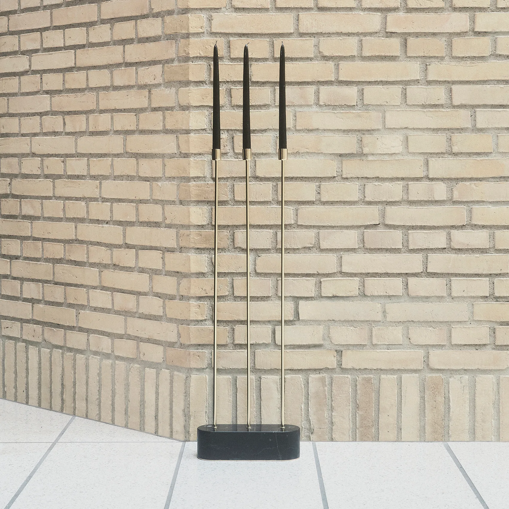 Grasil κηροπήγια δαπέδου, μαύρο-χρυσαφί AYTM