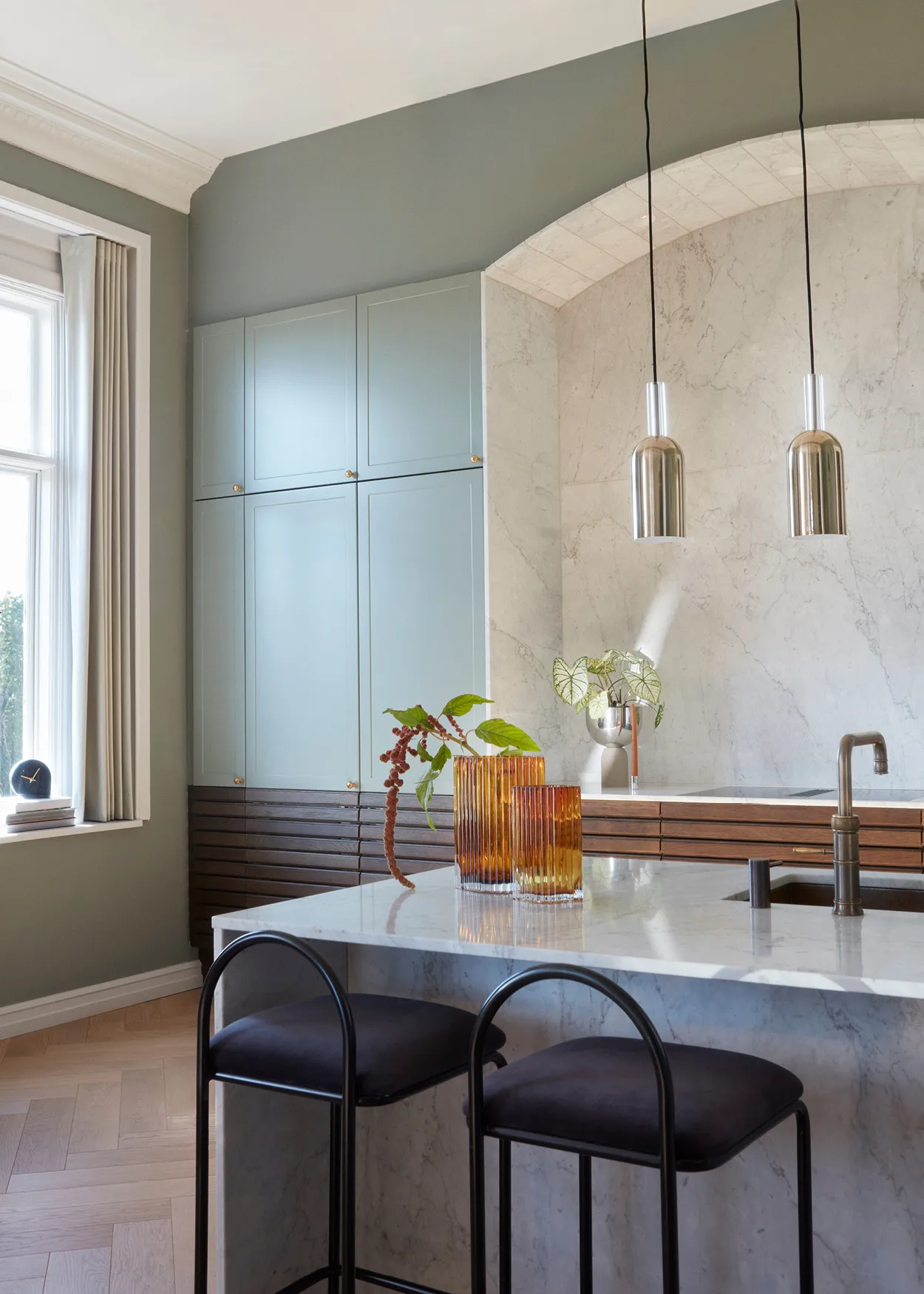 Βάζο Leaf, 20 εκ., Κεχριμπάρι AYTM