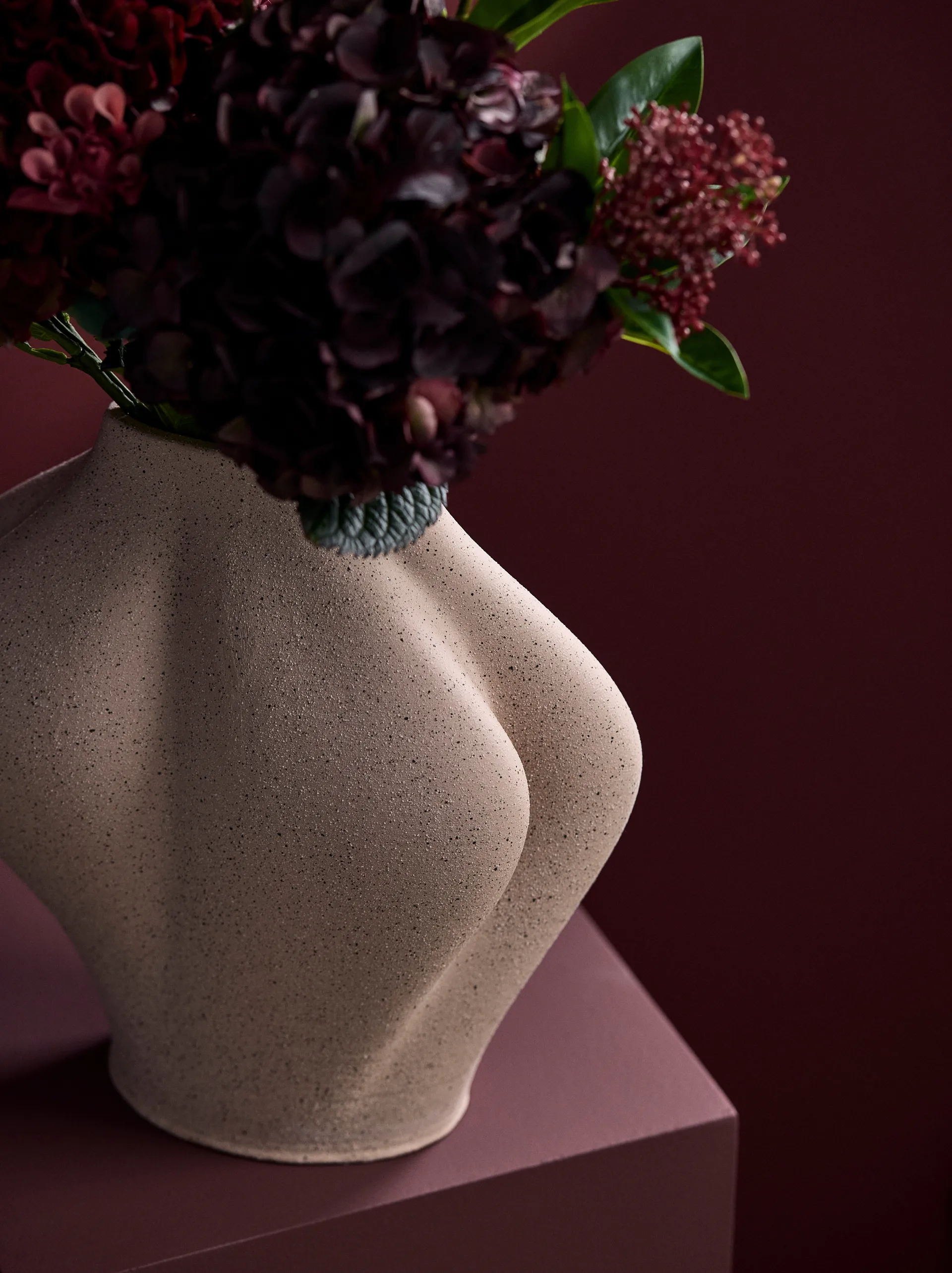 Saltare vas, Rose, Ø13,8x30 cm AYTM