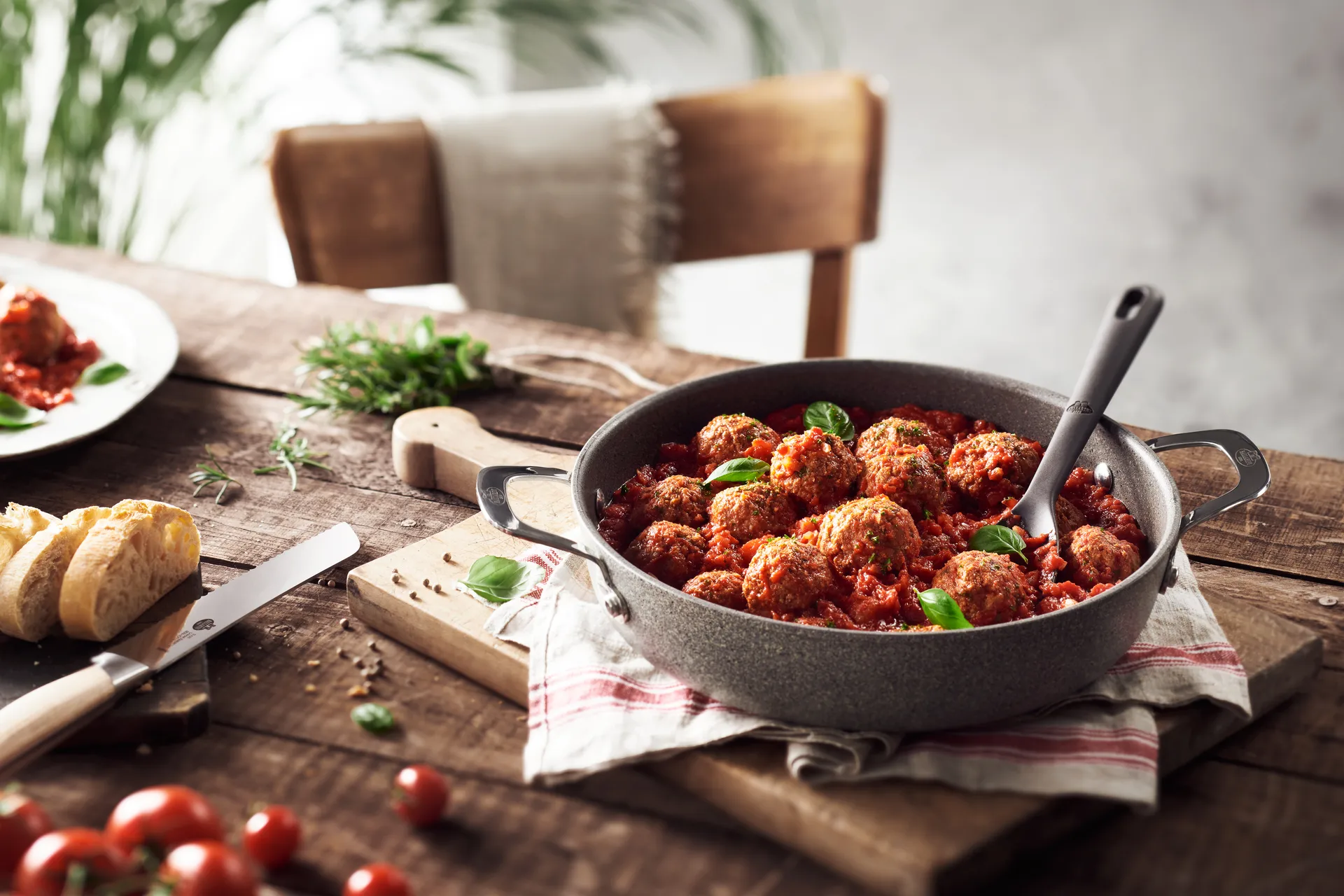 Ballarini Salina Ti-X τηγάνι σερβιρίσματος με γυάλινο καπάκι, 28 εκ. Ballarini