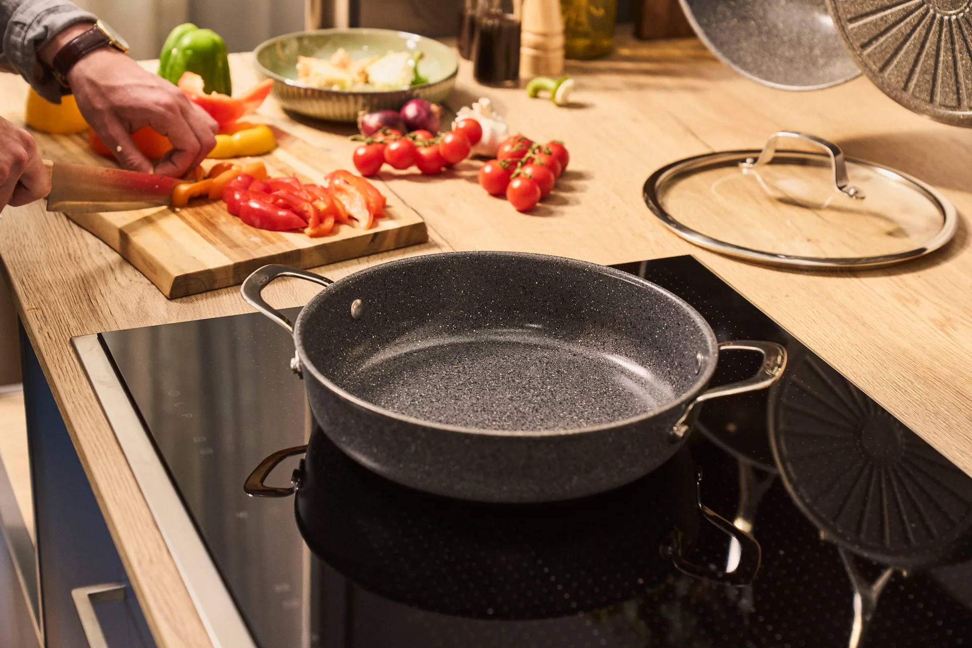 Σερβίτσιο Salina Ceramic Granit με γυάλινο καπάκι., 28 εκ. Ballarini