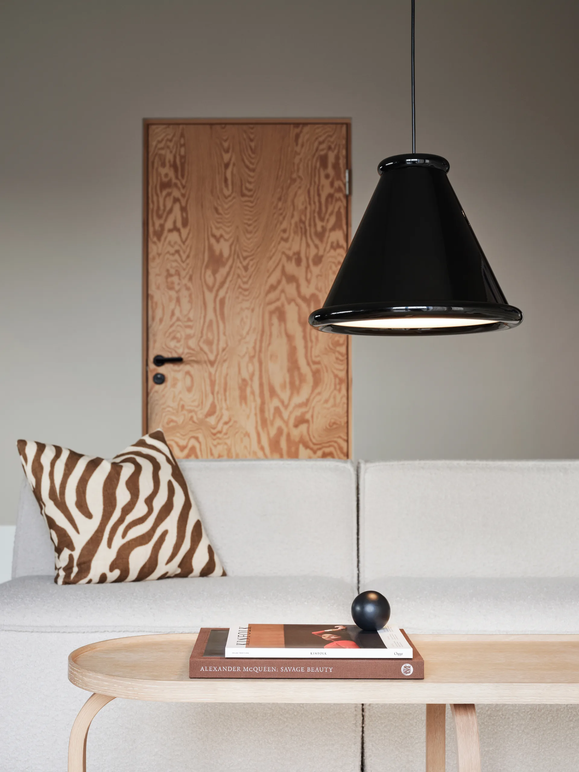 Belle κρεμαστό φωτιστικό Ø36 cm, Glossy black Belid