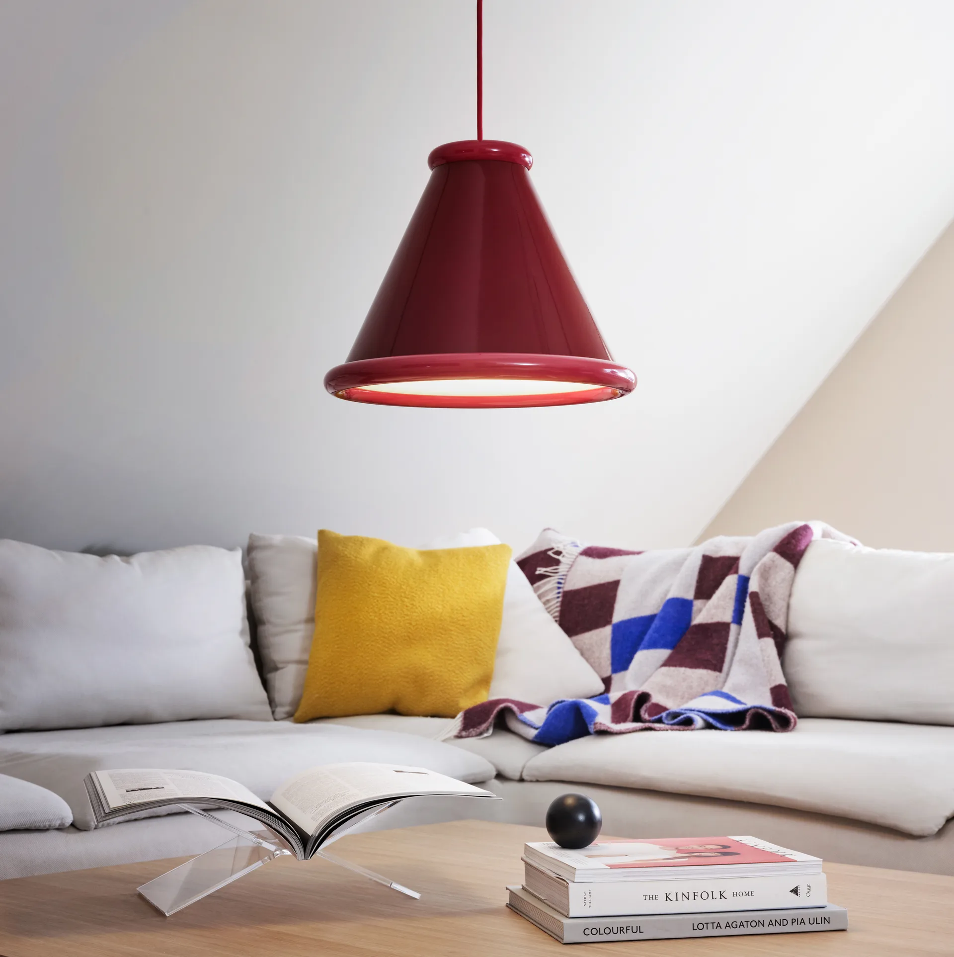 Belle κρεμαστό φωτιστικό Ø36 cm, Wine red-red violet Belid