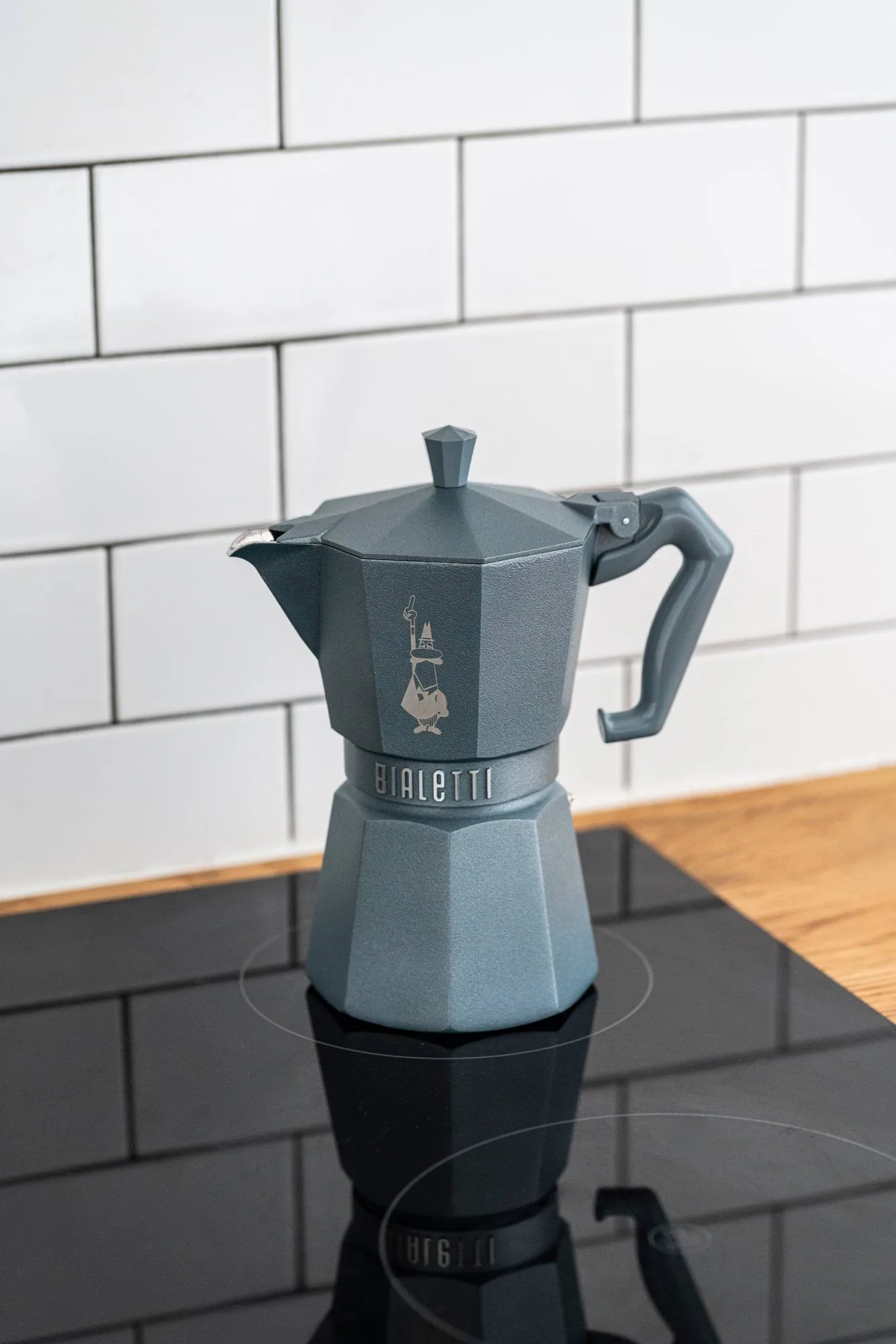 Bialetti exclusive μηχανή καφέ μοκά για επαγωγική εστία, Γκρι, 3 φλιτζάνια Bialetti